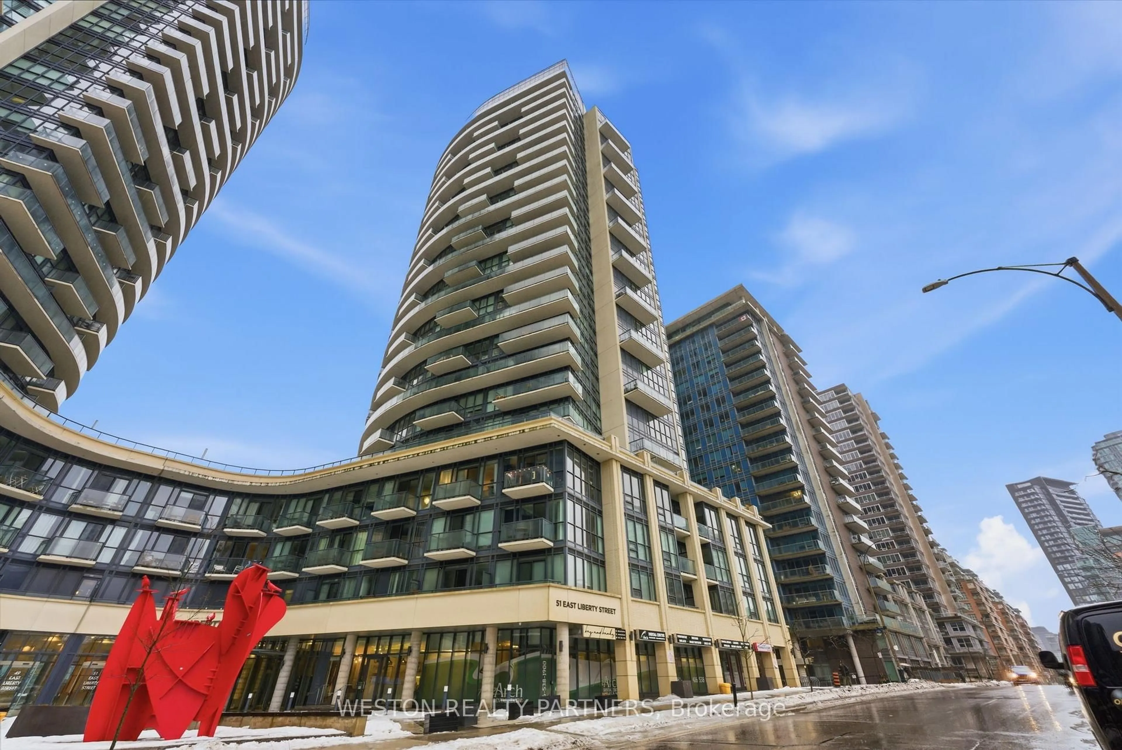 Indoor foyer for 51 East Liberty St #906, Toronto Ontario M6K 3P8