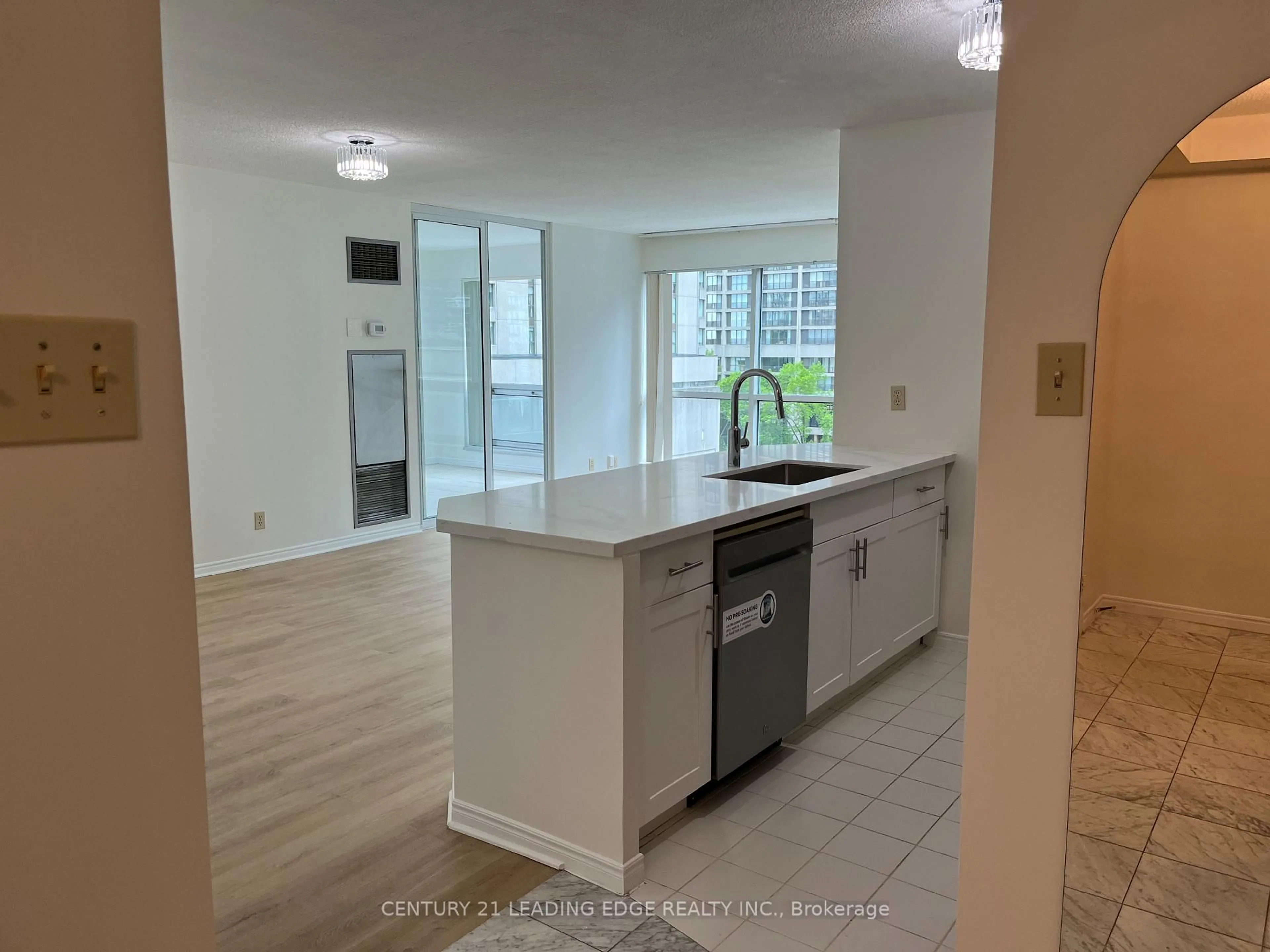 Open concept kitchen, unknown for 10 Queens Quay #607, Toronto Ontario M5J 2R9