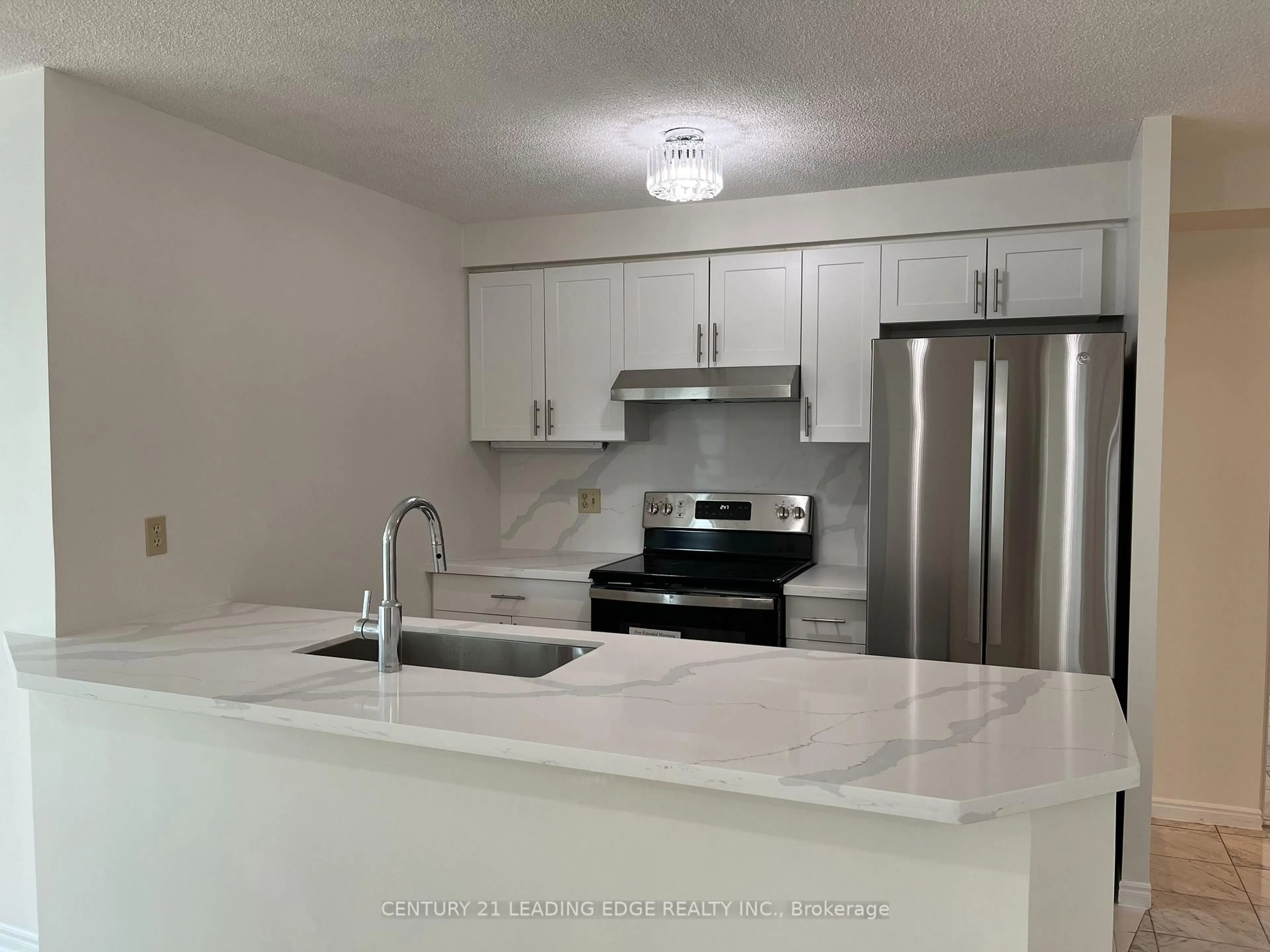 Standard kitchen, unknown for 10 Queens Quay #607, Toronto Ontario M5J 2R9