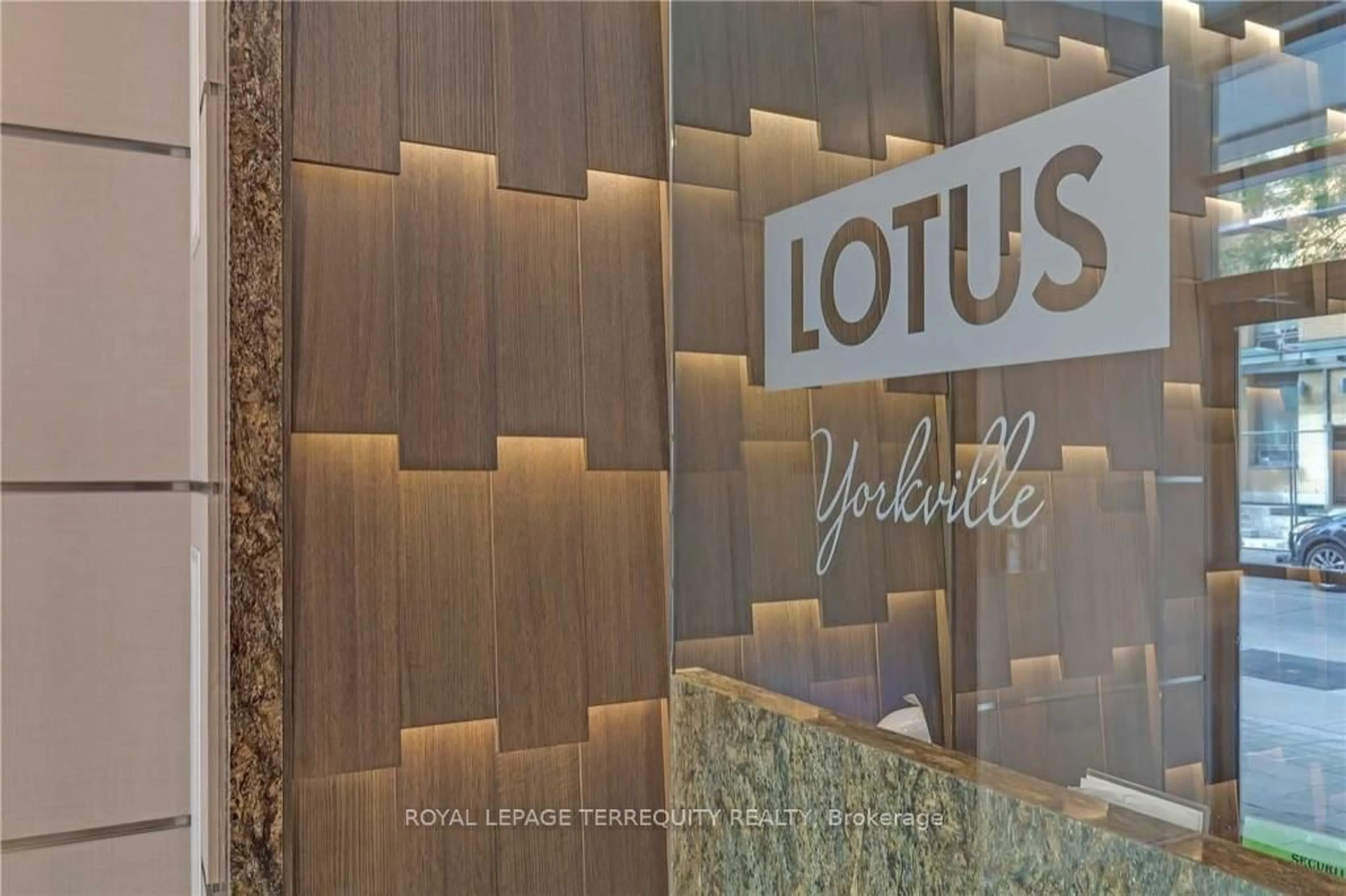 Lobby for 8 Scollard St #1410, Toronto Ontario M5R 1M2