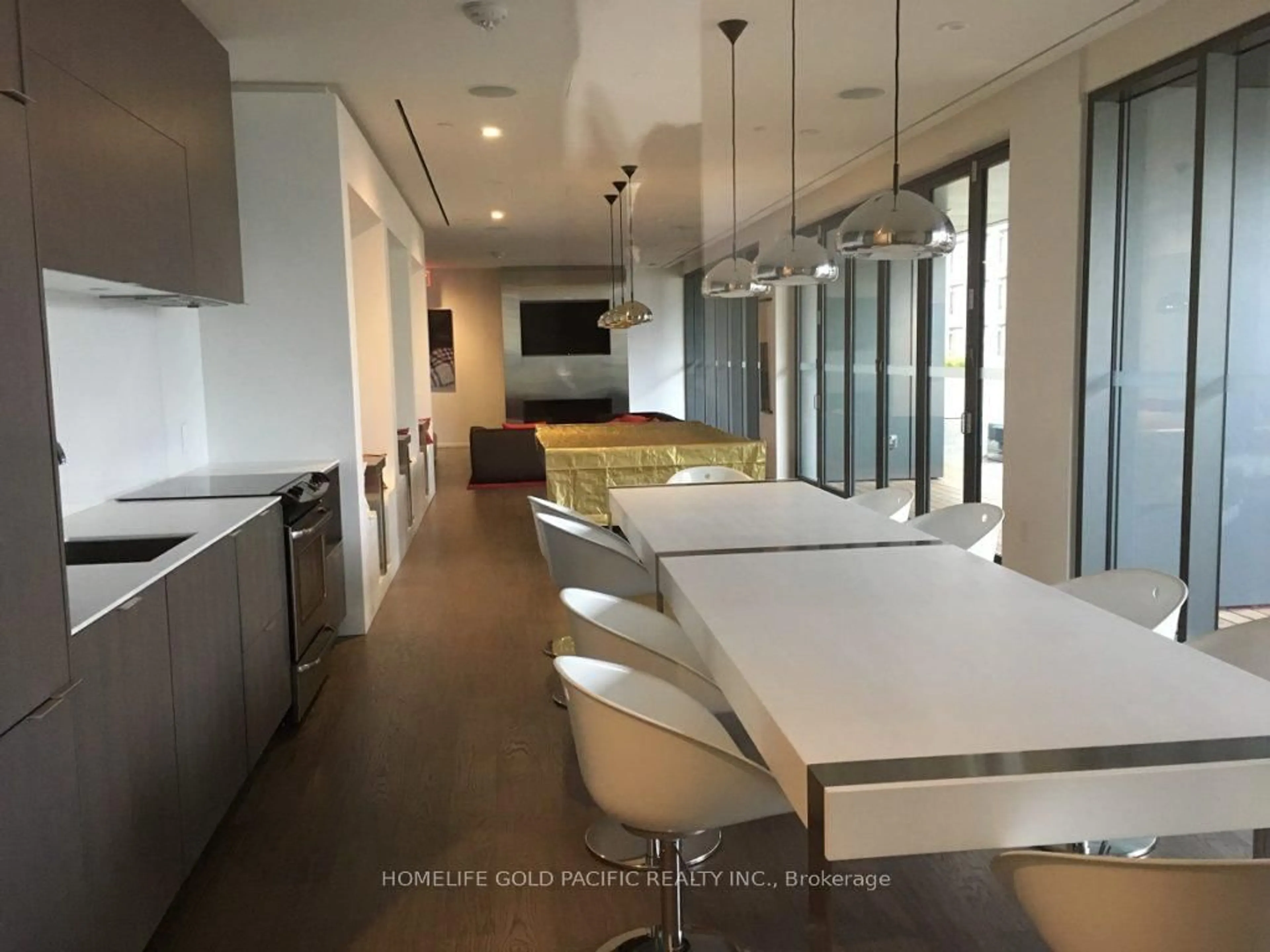 Unknown for 159 Dundas St #613, Toronto Ontario M5B 0A9