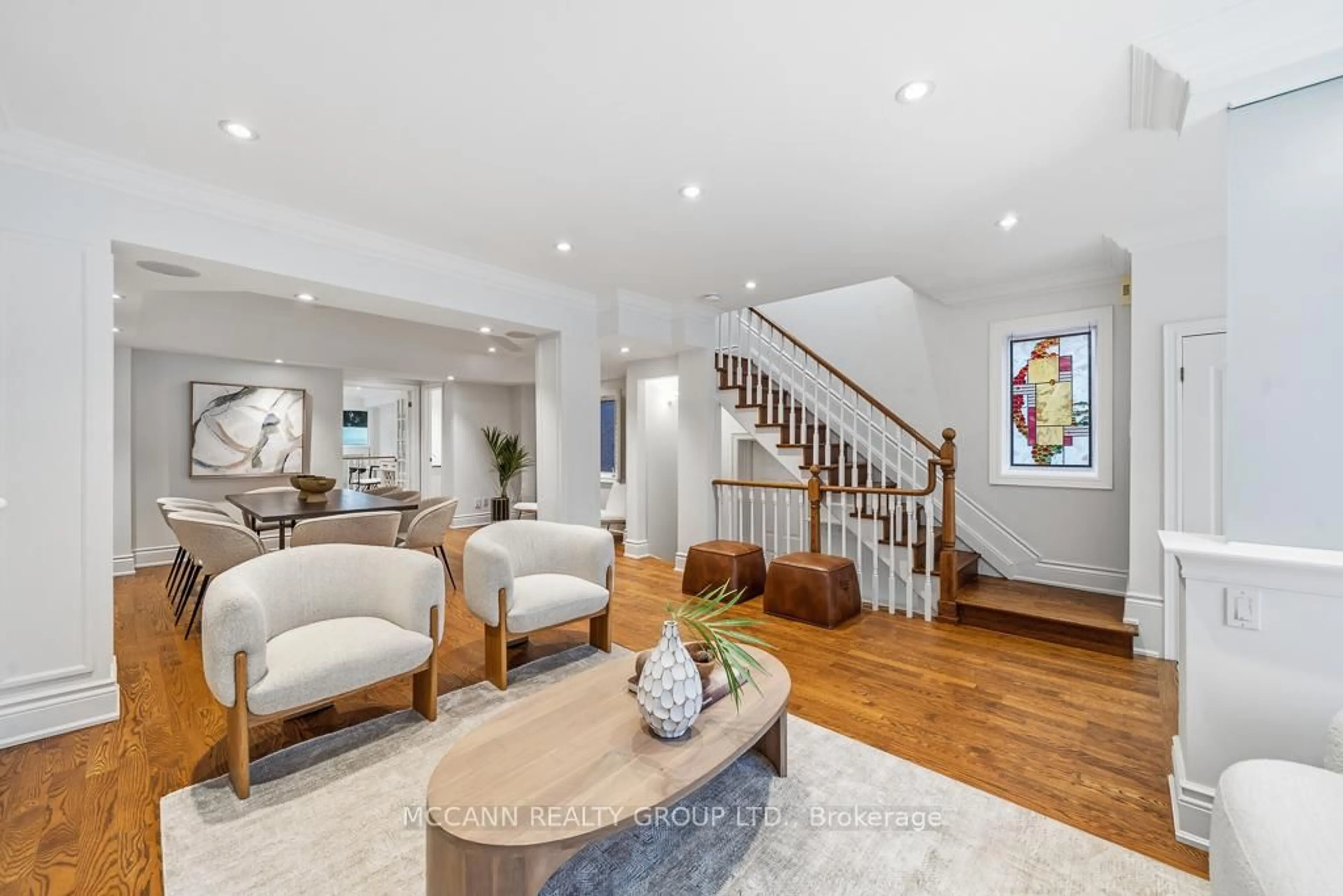 Unknown for 294 Erskine Ave, Toronto Ontario M4P 1Z4