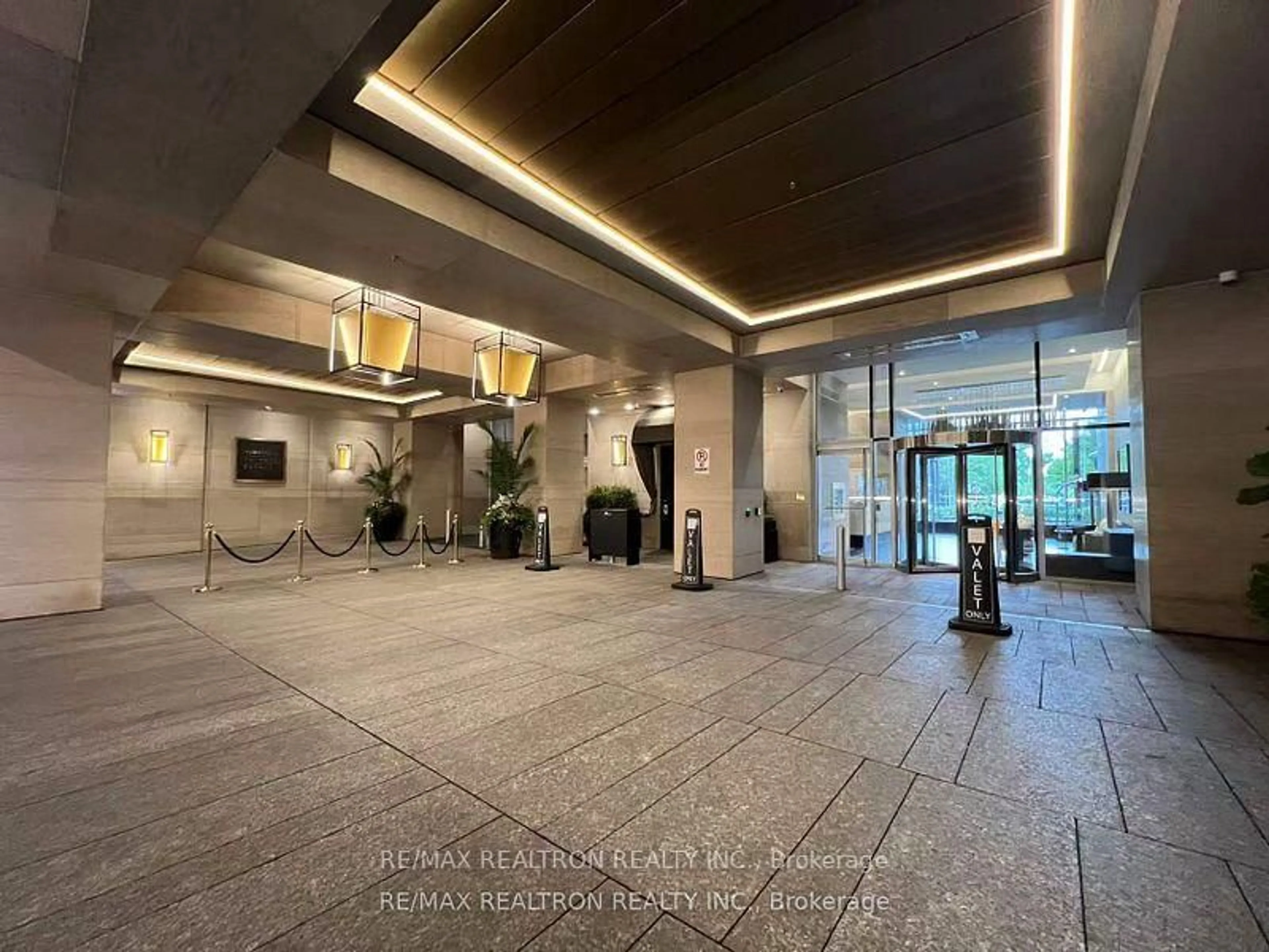 Lobby for 188 Cumberland St #1506, Toronto Ontario M5R 2G3