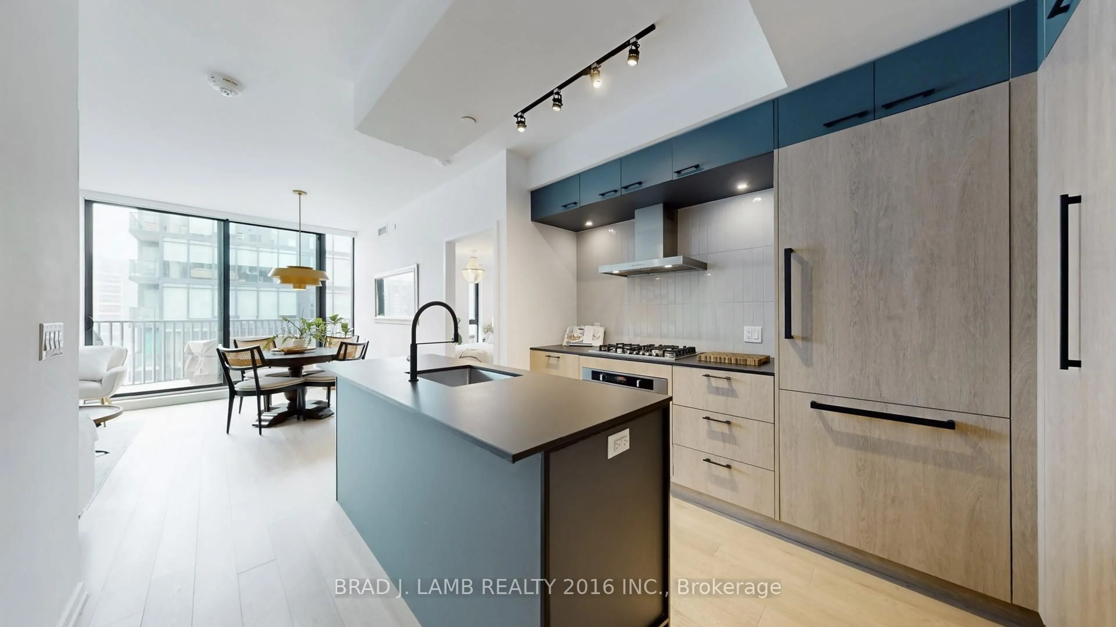 Contemporary kitchen, ceramic/tile floor for 41 Dovercourt Rd #701, Toronto Ontario M6J 0G6