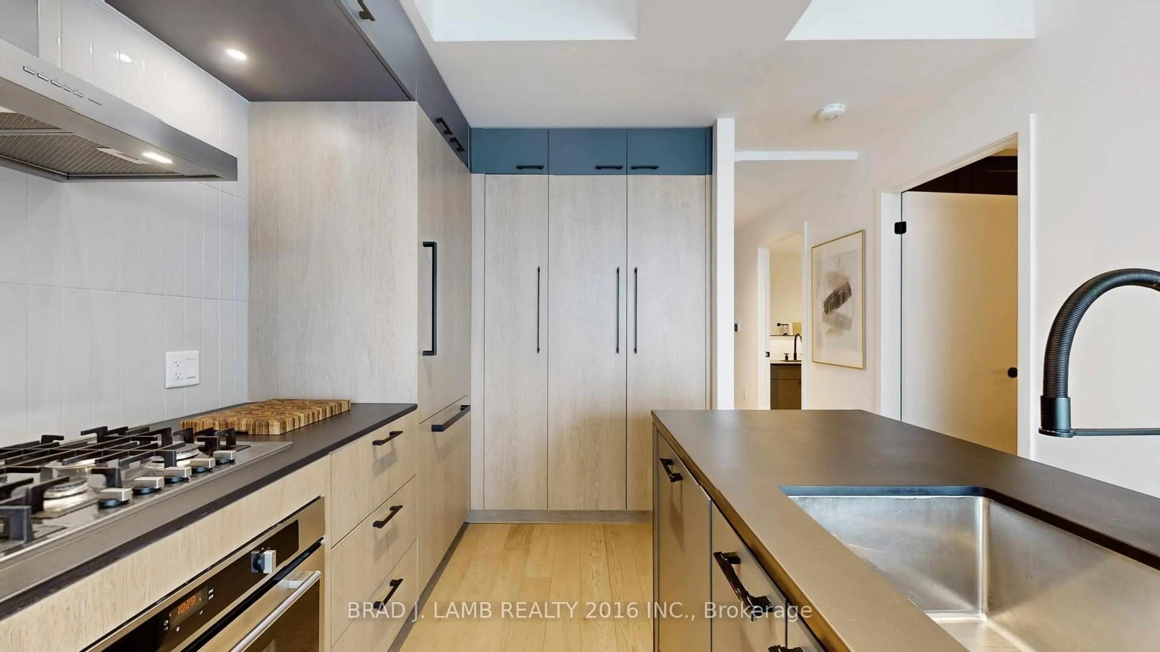 Contemporary kitchen, ceramic/tile floor for 41 Dovercourt Rd #701, Toronto Ontario M6J 0G6