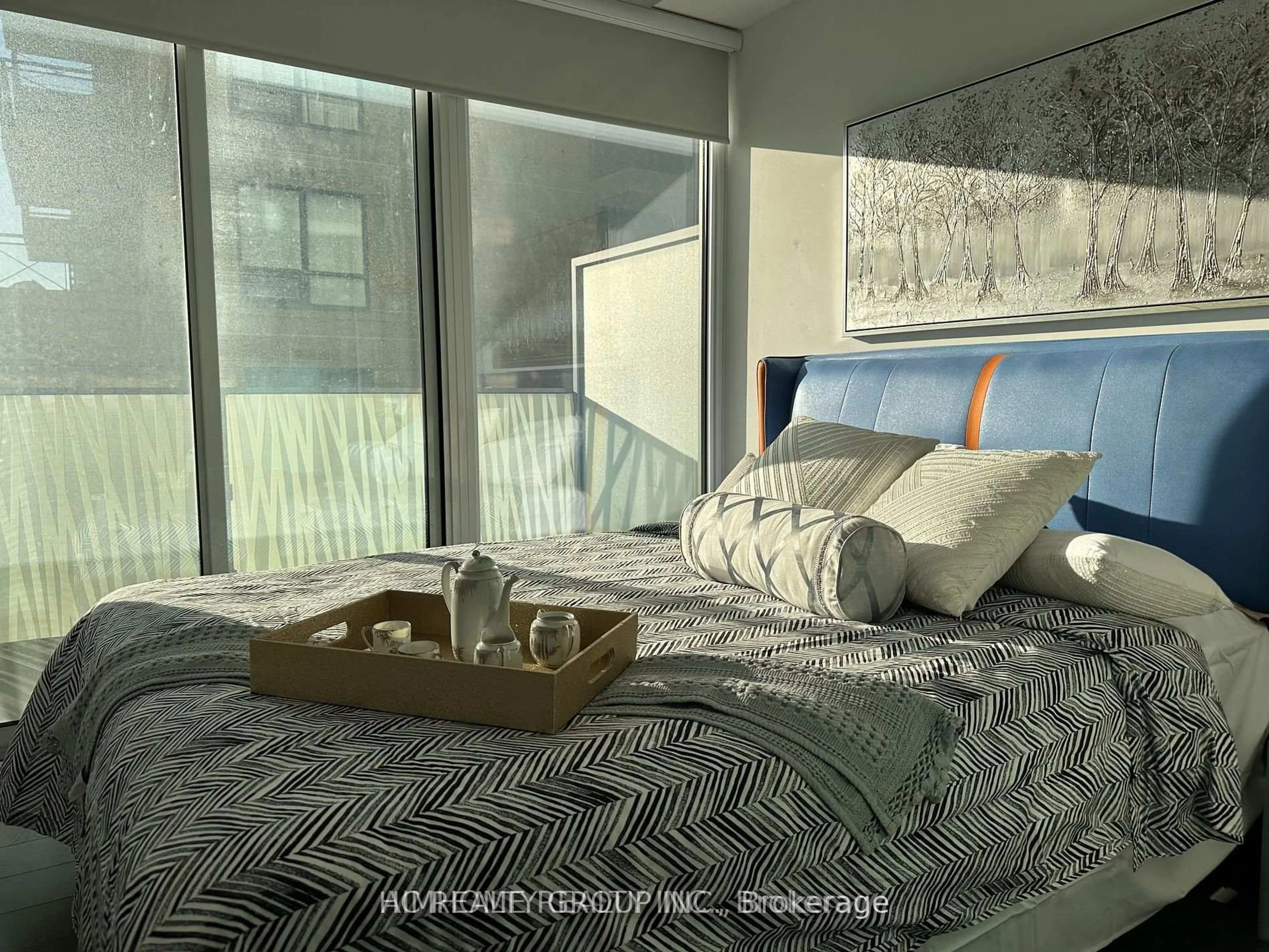 Bedroom with bed, unknown for 42 Charles St #904, Toronto Ontario M4Y 0B7