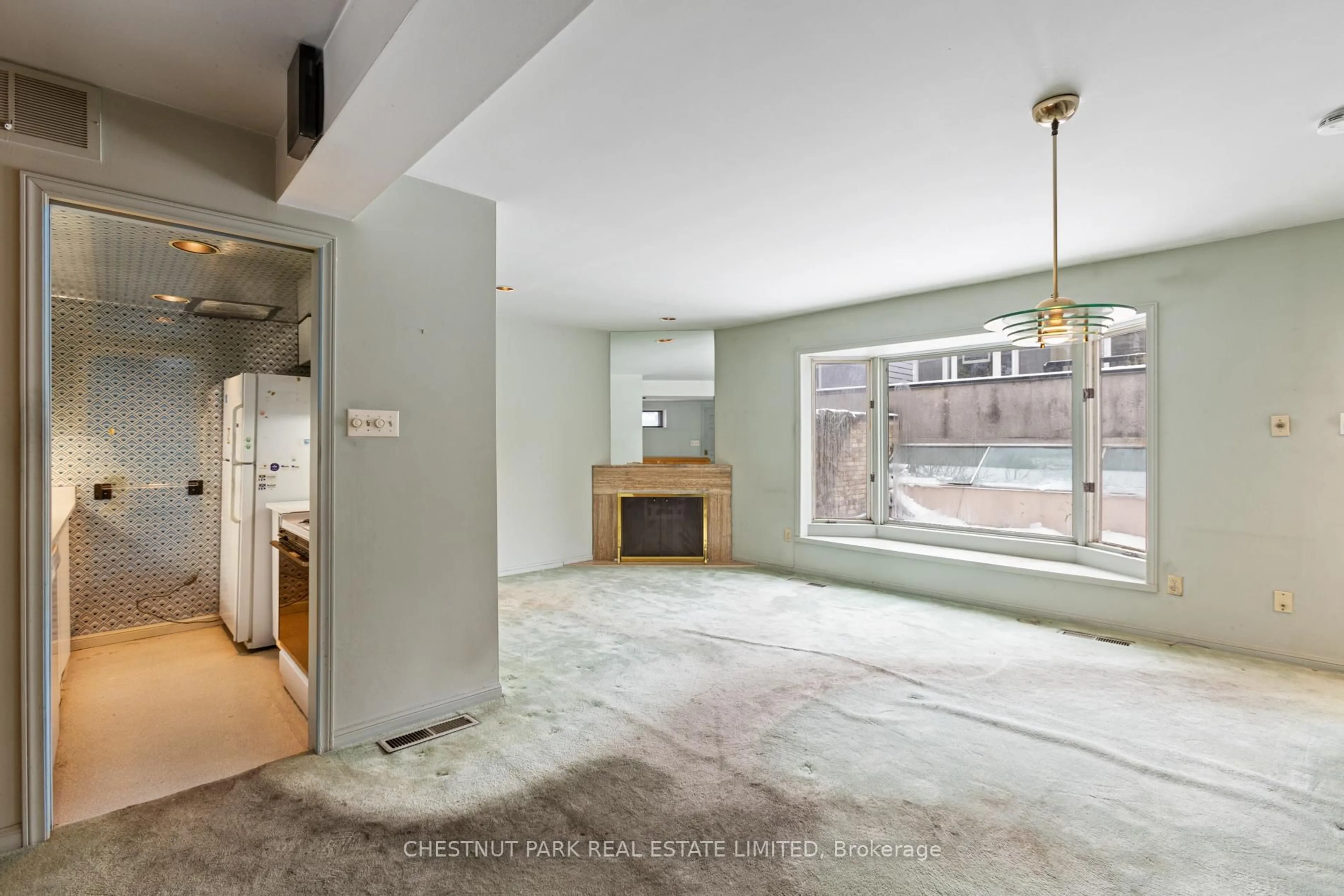 Unknown for 70 Shaftesbury Ave #6, Toronto Ontario M4T 1A3