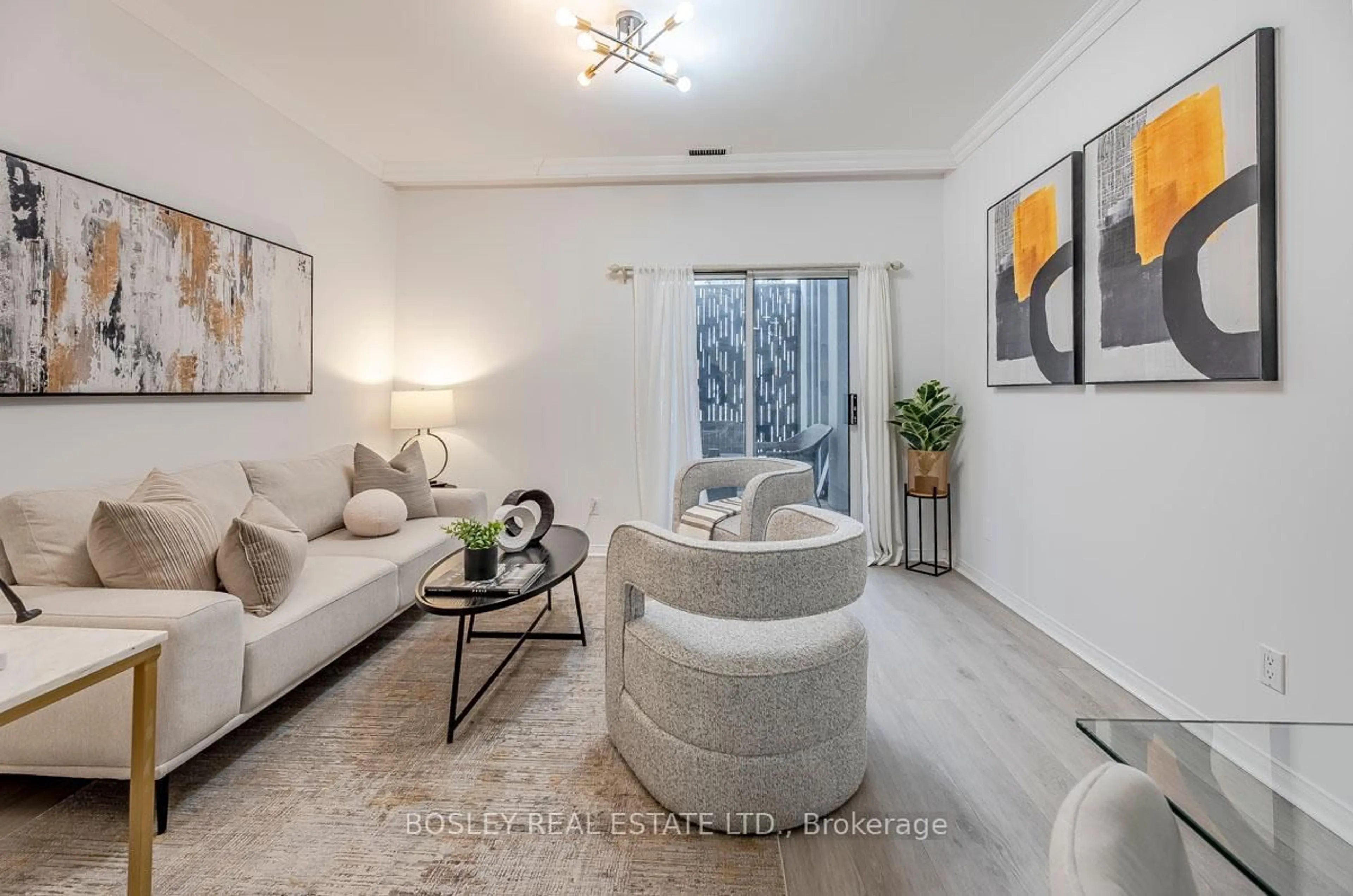 Living room with furniture, unknown for 600 Eglinton Ave #110, Toronto Ontario M4P 1P3