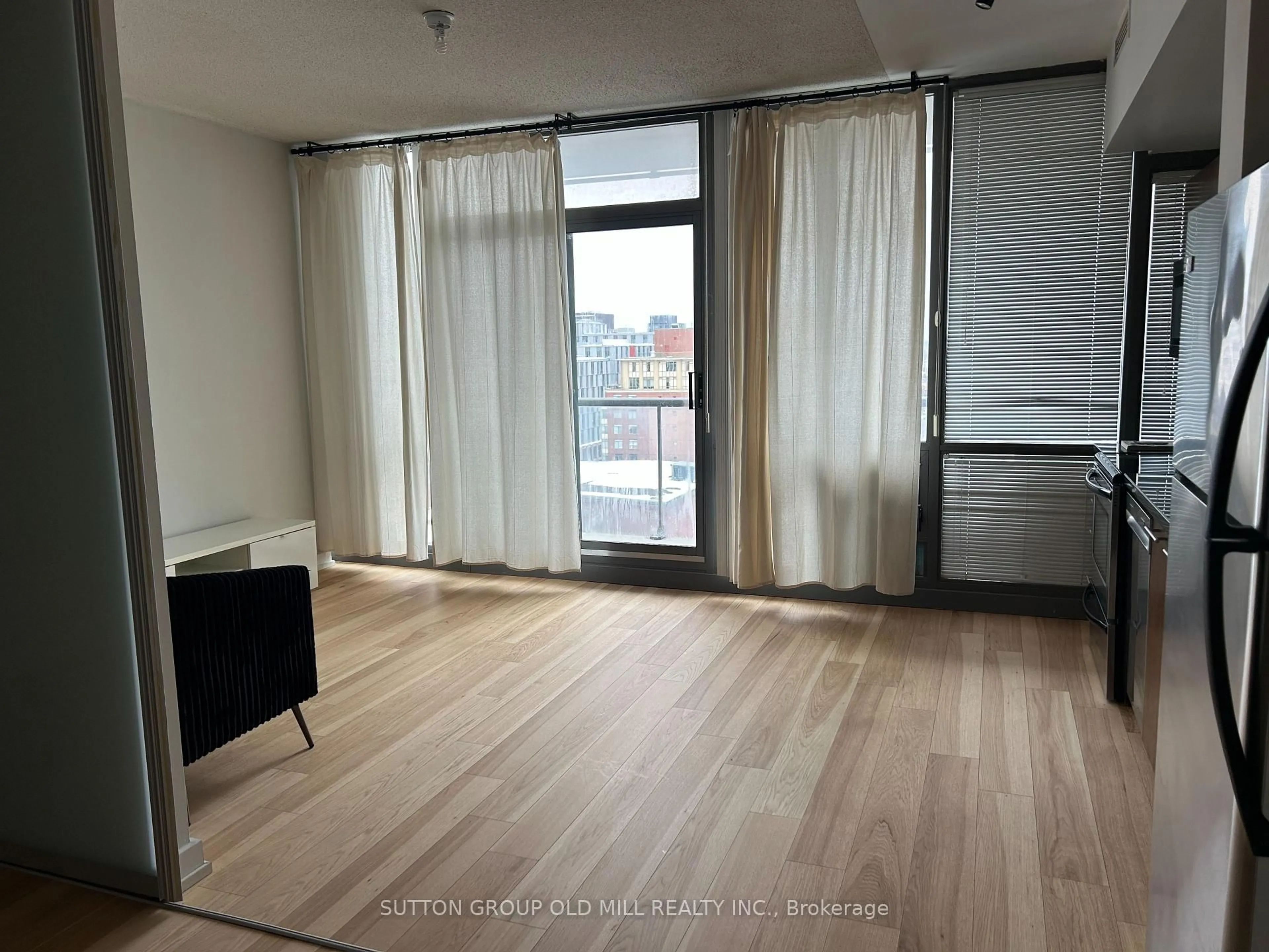A pic of a room for 33 Mill St #1103, Toronto Ontario M5A 3R3