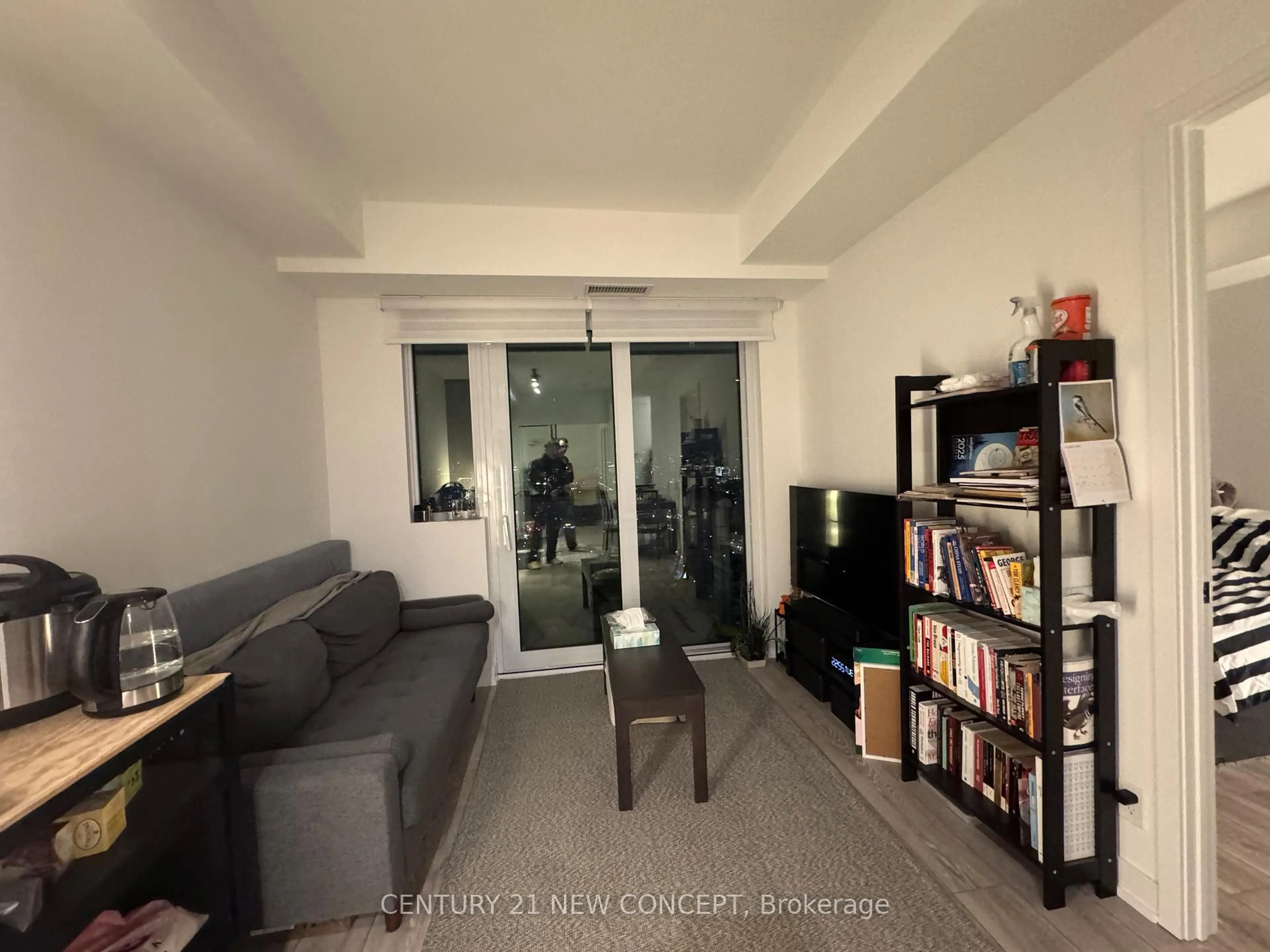 Living room with furniture, unknown for 108 Peter St #3301, Toronto Ontario M5V 2G7