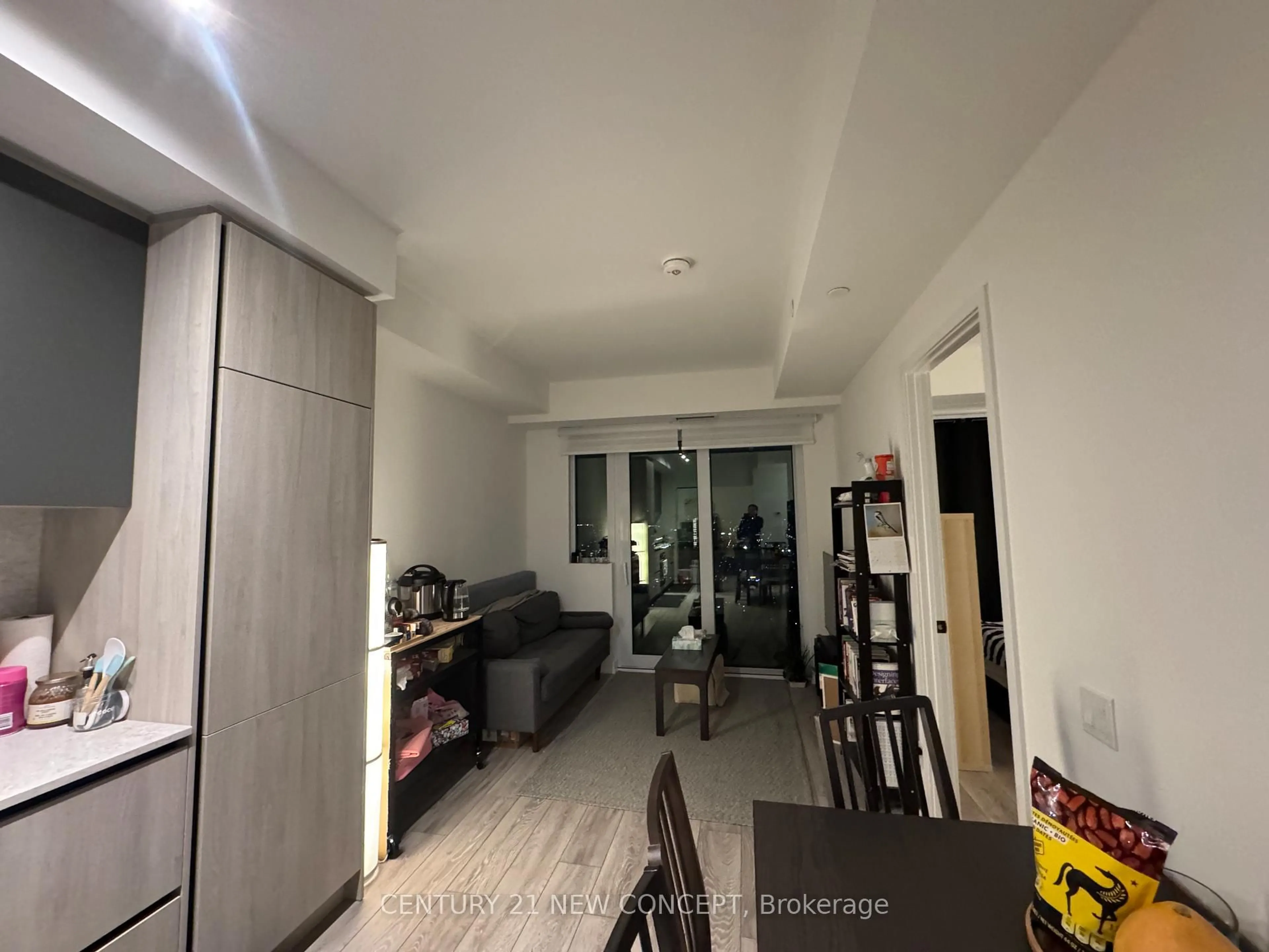 A pic of a room for 108 Peter St #3301, Toronto Ontario M5V 2G7
