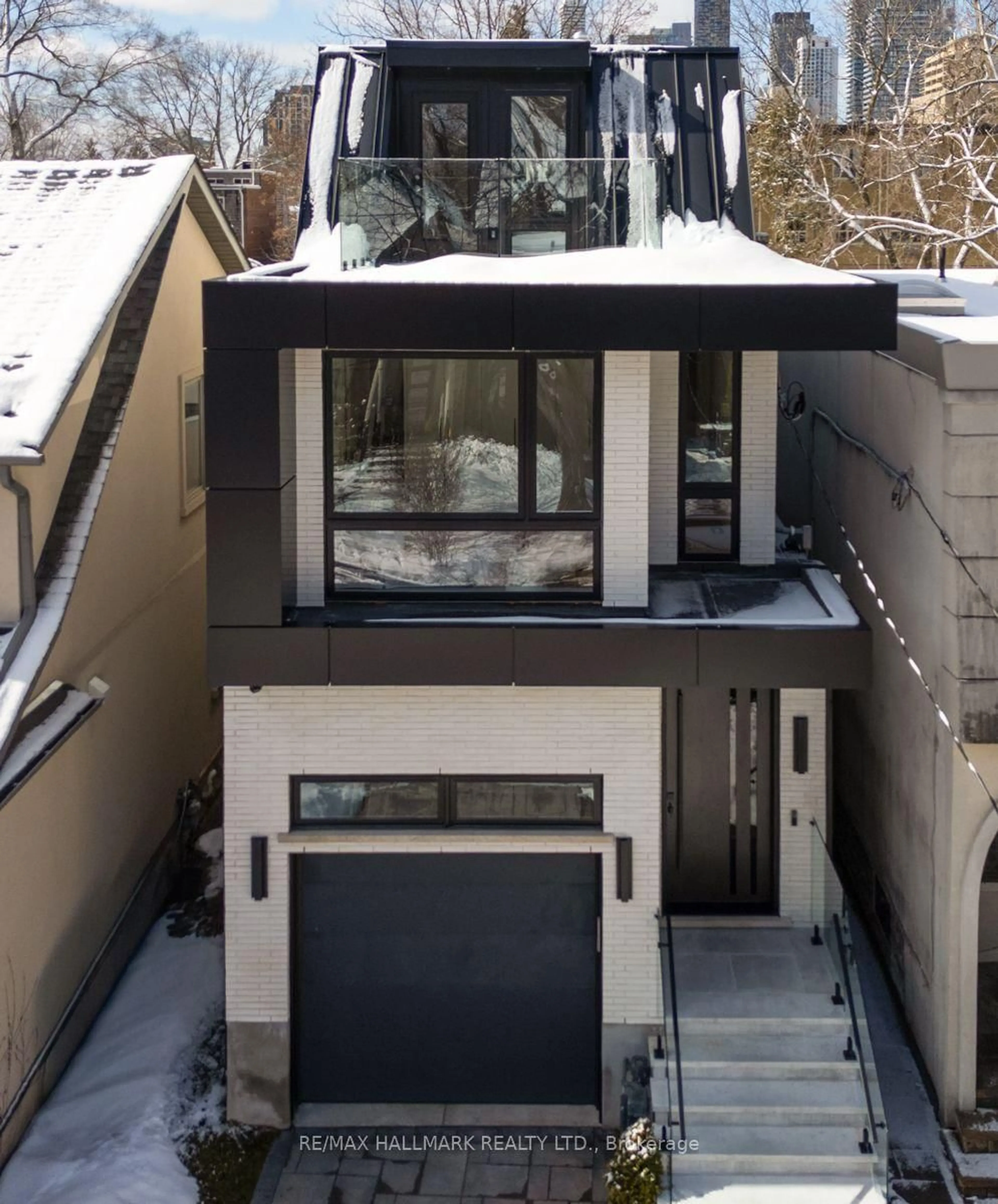 Unknown for 72 Marmot St, Toronto Ontario M4S 2T5