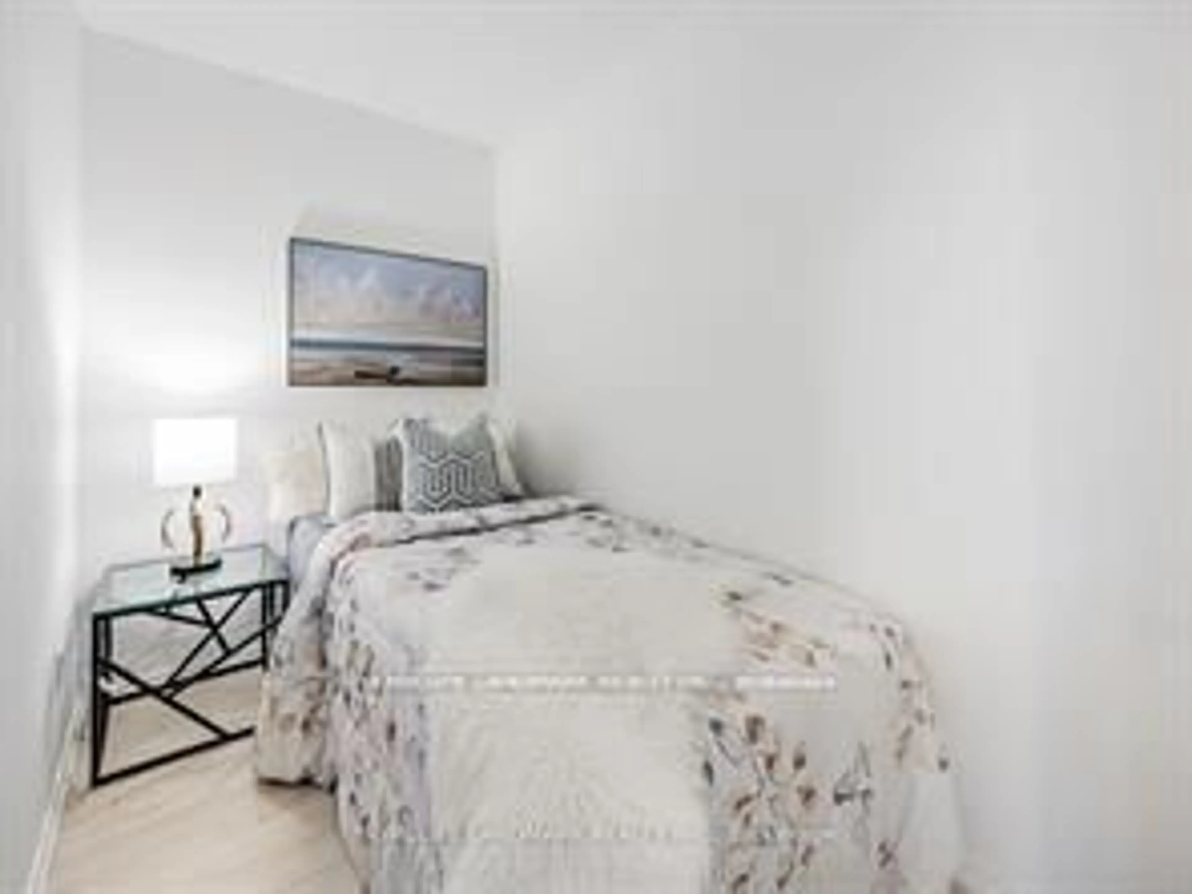 Bedroom with bed, unknown for 197 Yonge St #4211, Toronto Ontario M5B 1M4