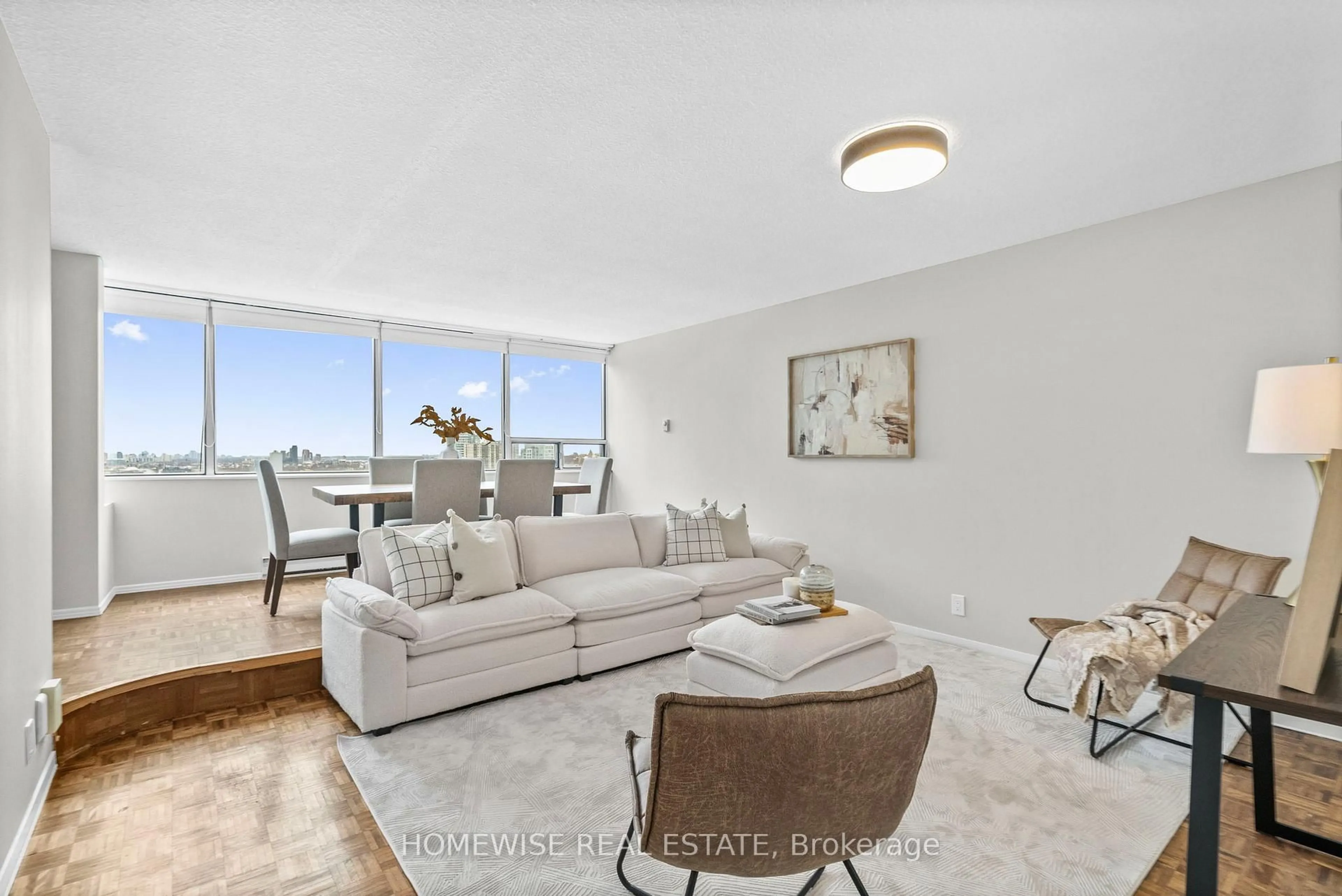 Living room with furniture, unknown for 914 Yonge St #1807, Toronto Ontario M4W 3C8