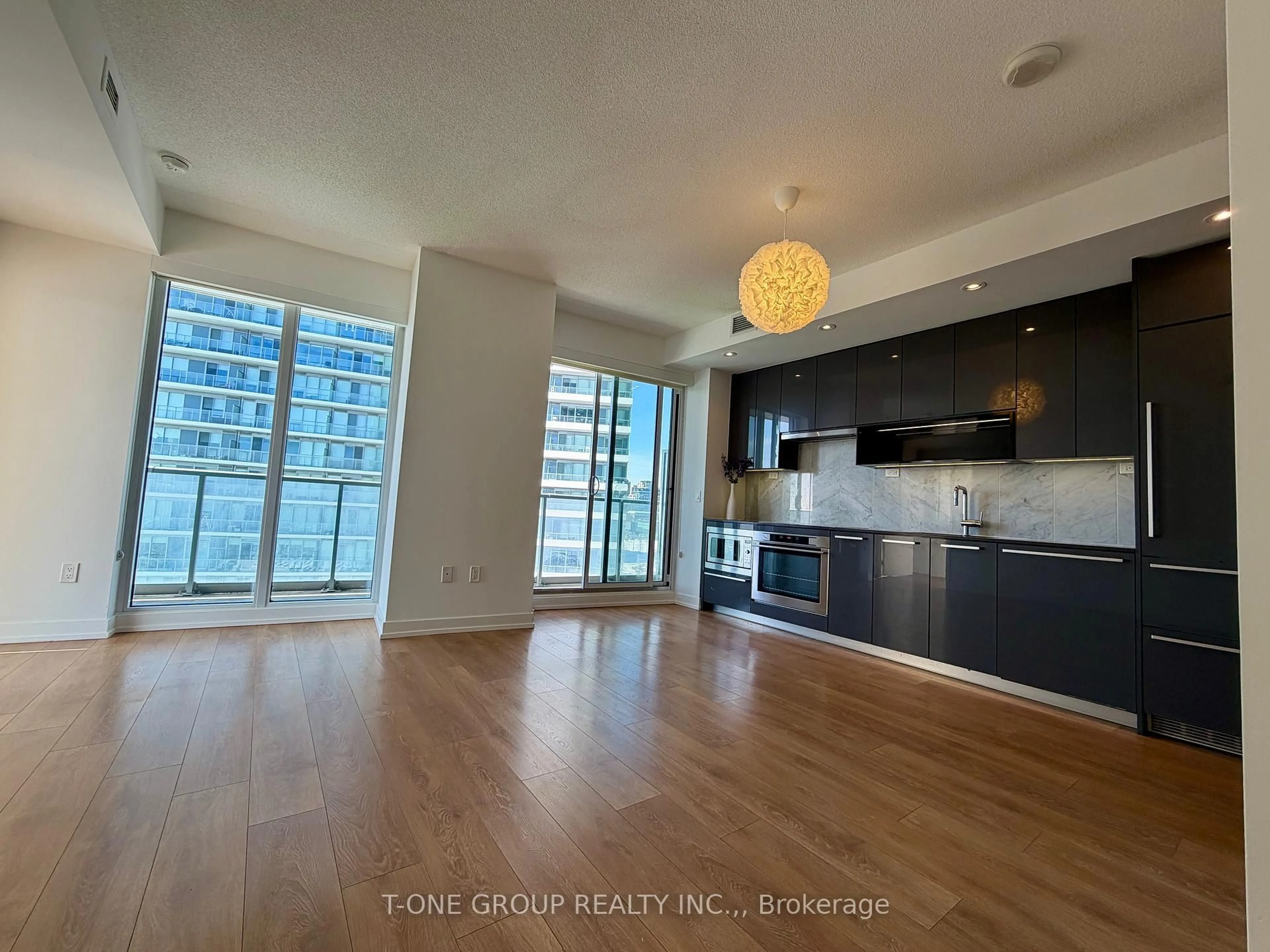 Unknown for 117 Mcmahon Dr #1103, Toronto Ontario M2K 2X9