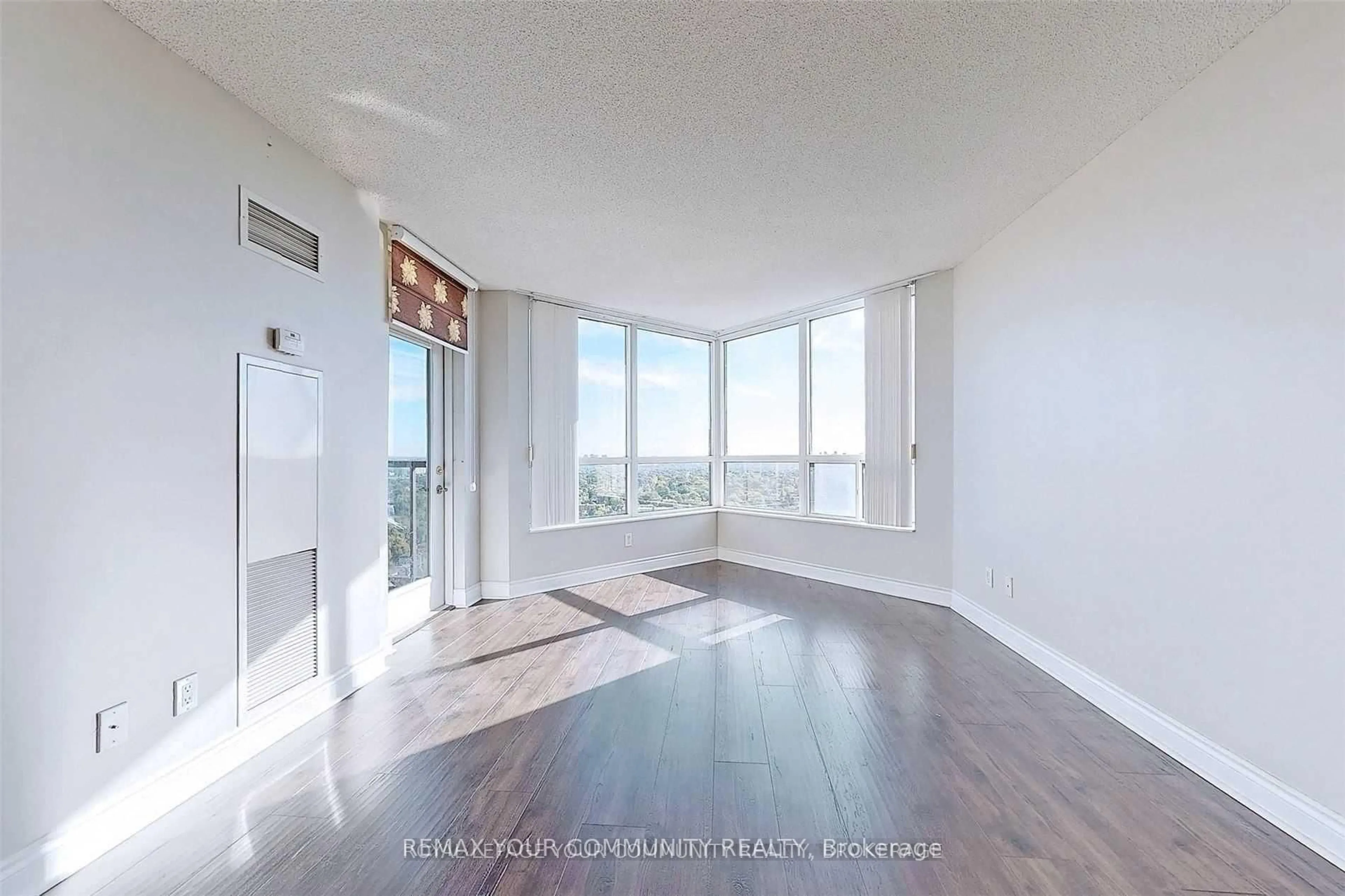 A pic of a room for 10 Northtown Bywy #2603, Toronto Ontario M2N 7L4