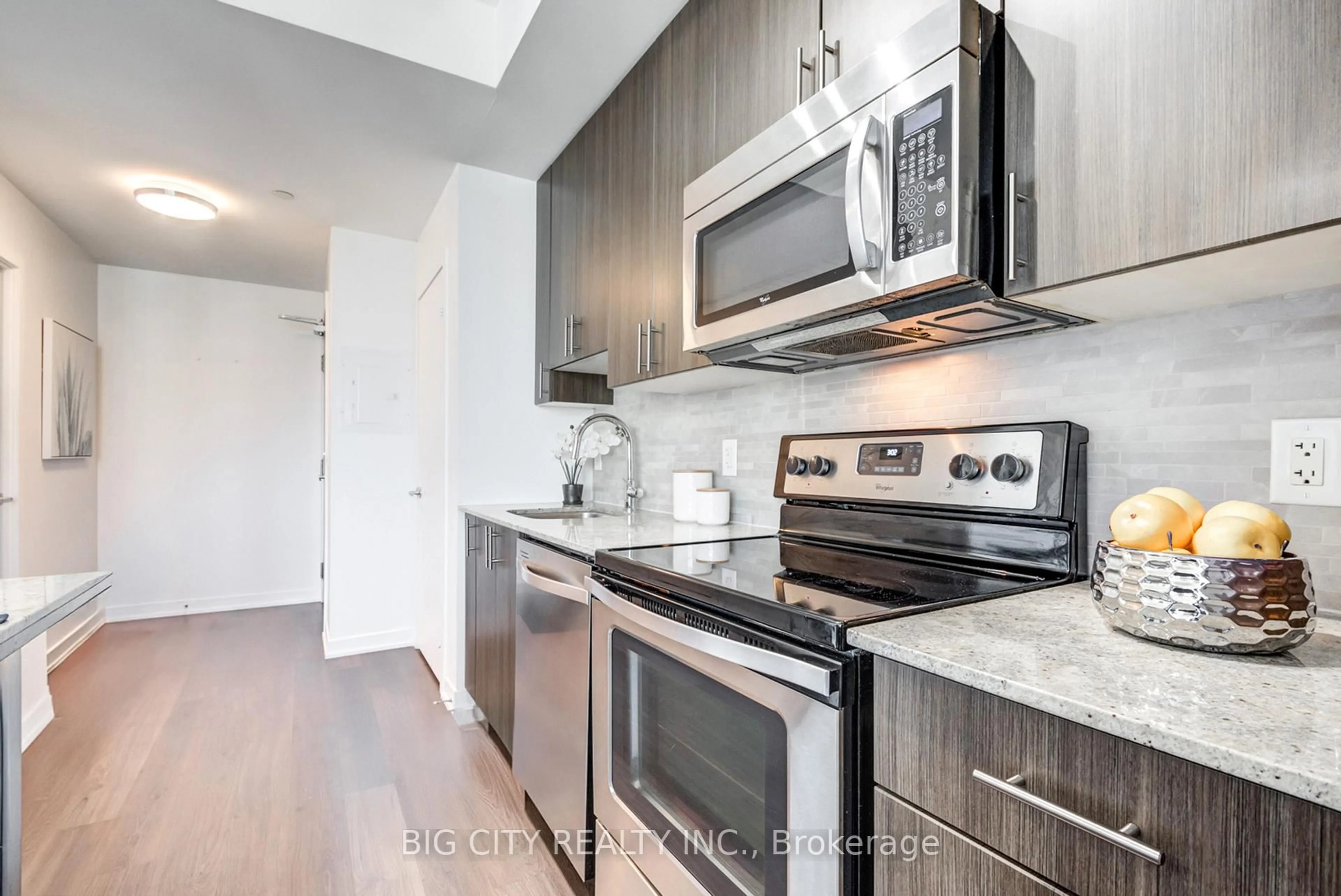 Open concept kitchen, unknown for 225 Sackville St #2312, Toronto Ontario M5A 3H1