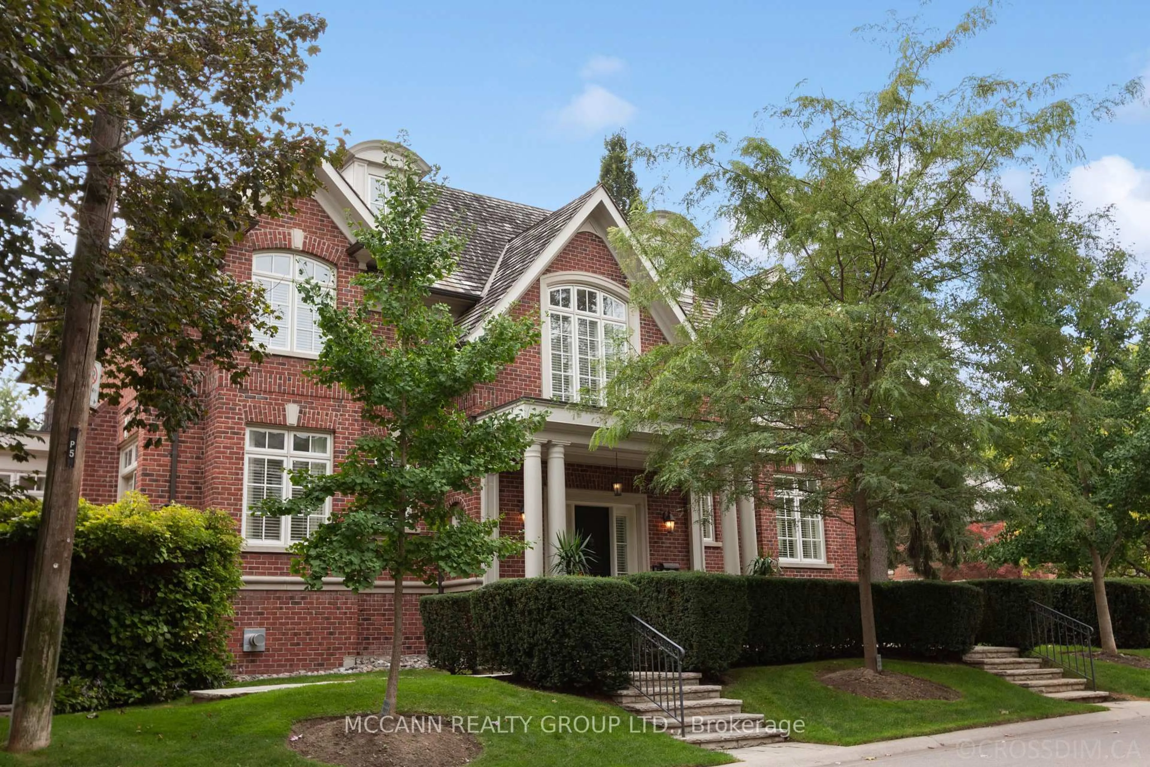 Home with brick exterior material, street for 21 De Vere Gdns, Toronto Ontario M5M 3E4