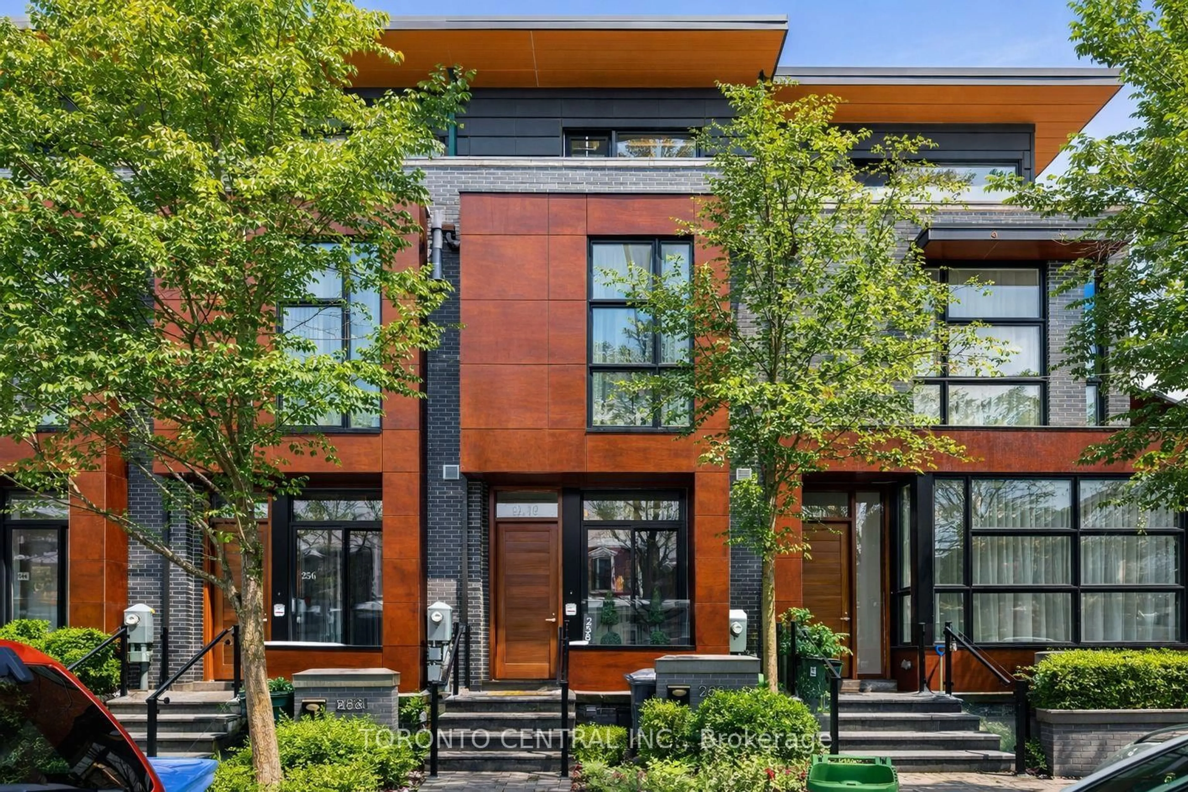 Home with brick exterior material, street for 258 Manning Ave, Toronto Ontario M6J 2K7