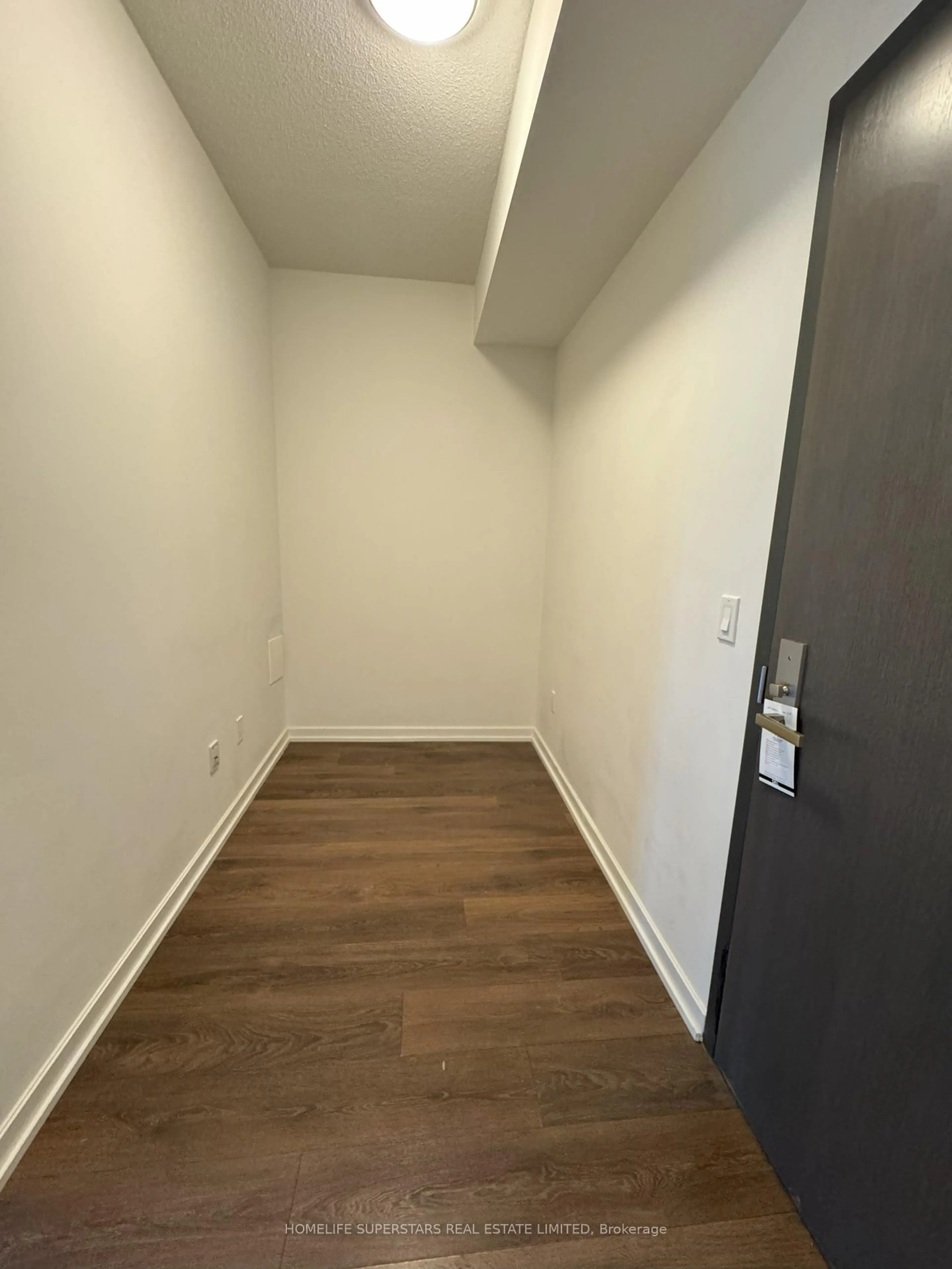 A pic of a room for 52 Forest Manor Rd #313, Toronto Ontario M2J 0E2