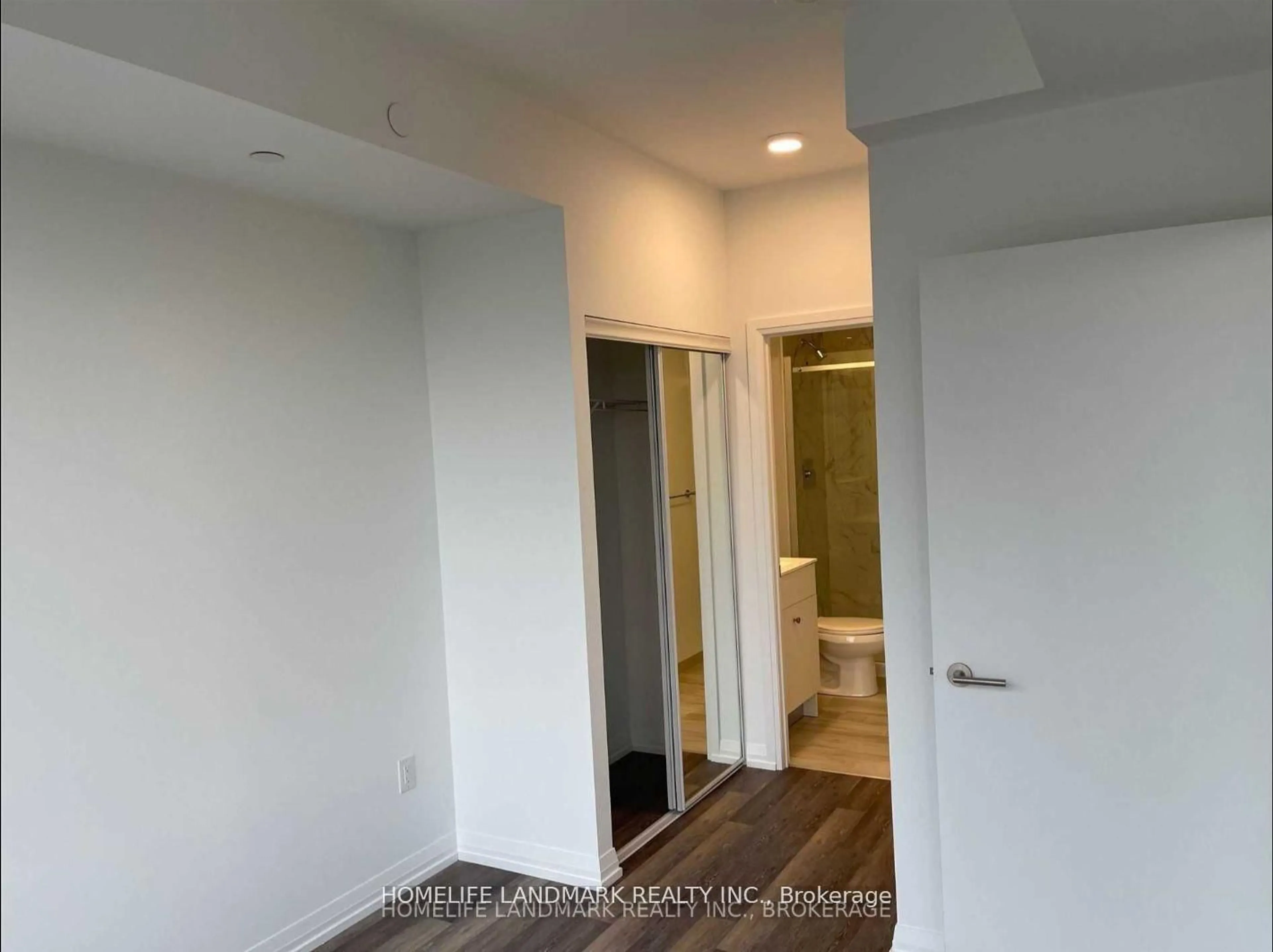 A pic of a room for 75 Canterbury Pl #1515, Toronto Ontario M2N 0H8
