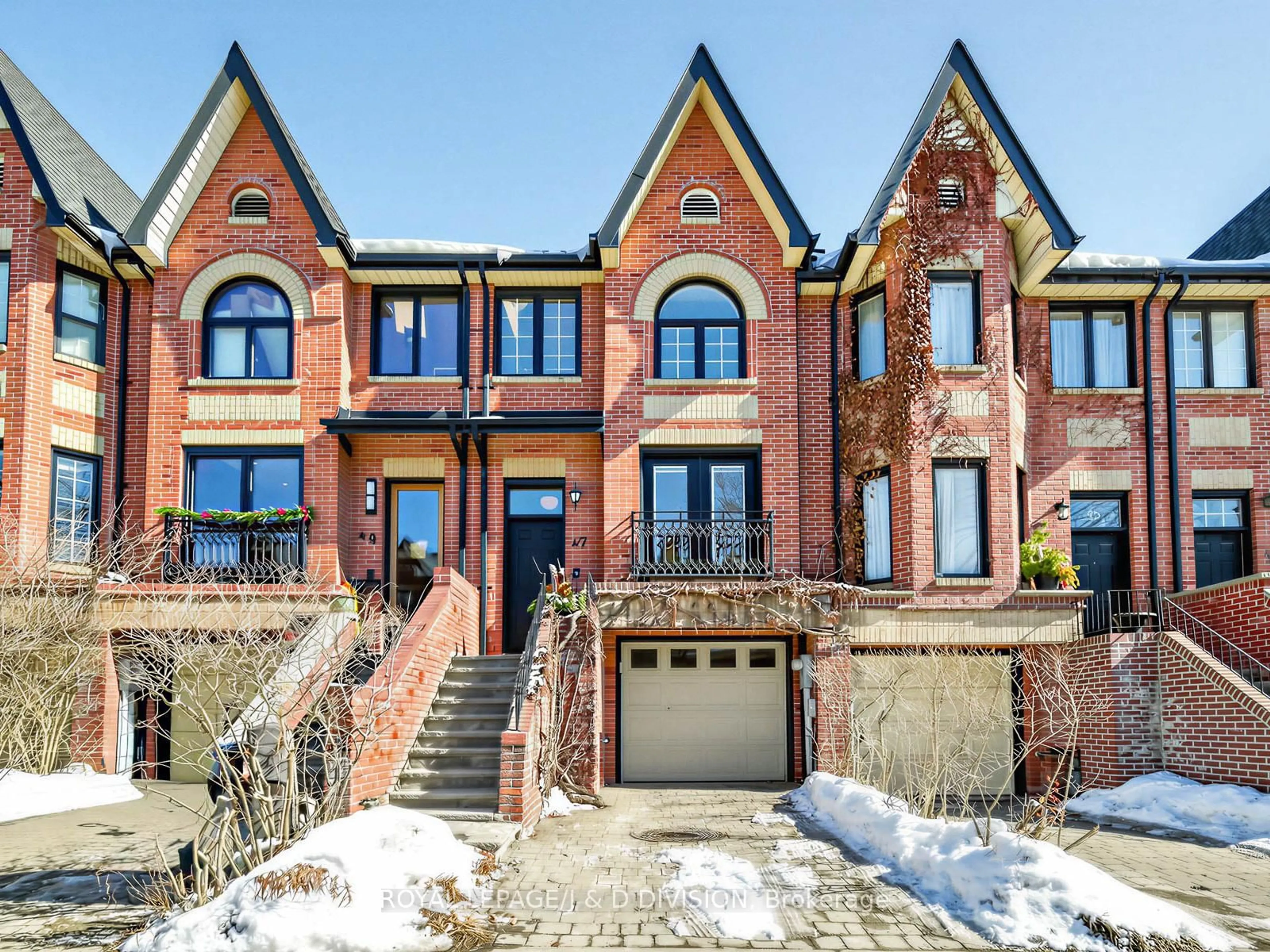 Home with brick exterior material, street for 47 Soho Sq, Toronto Ontario M5T 2Z2
