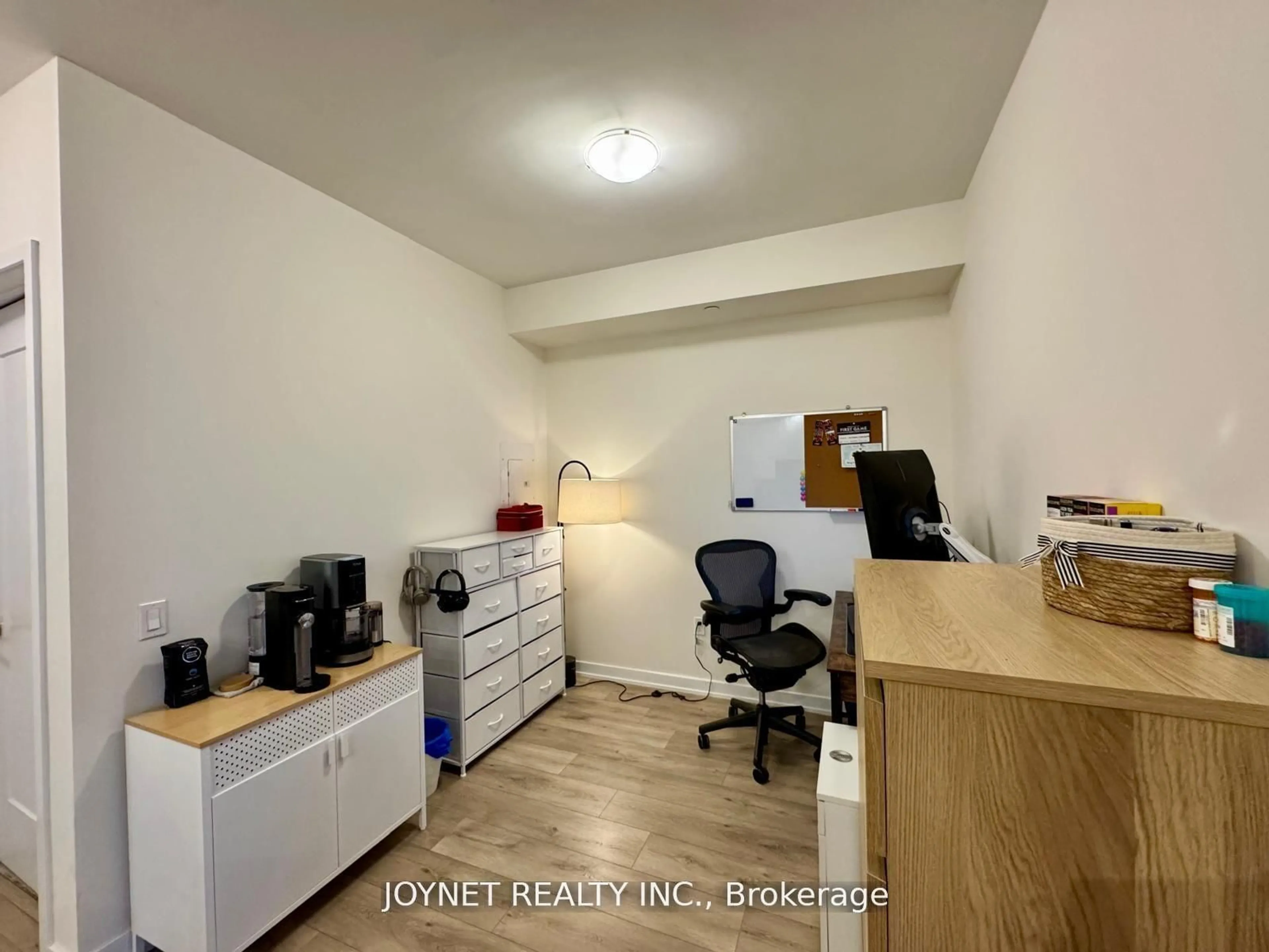 A pic of a room for 28 Freeland St #1201, Toronto Ontario M5E 0E3