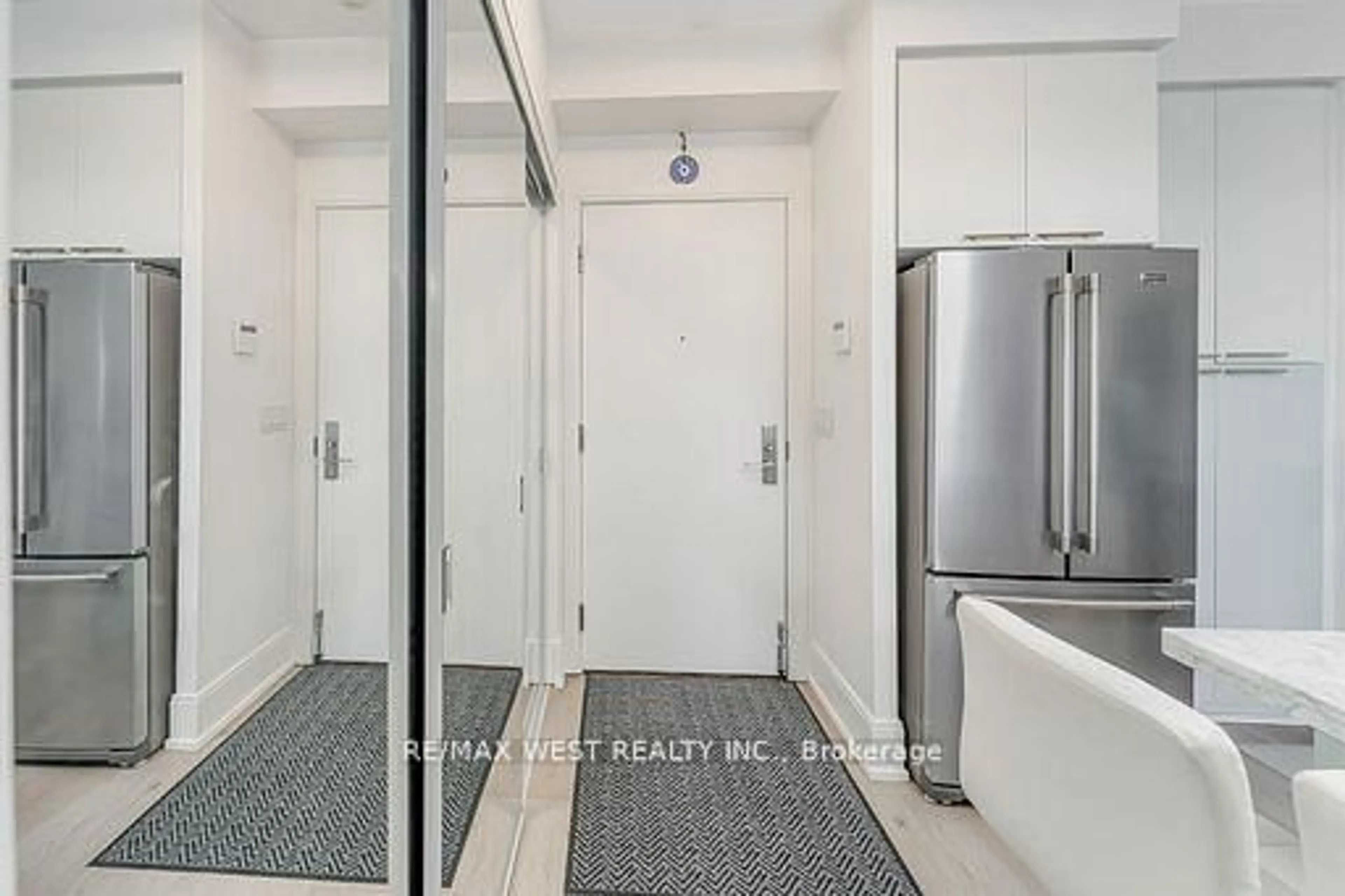 Unknown for 70 Roehampton Ave #1122, Toronto Ontario M4P 1R2