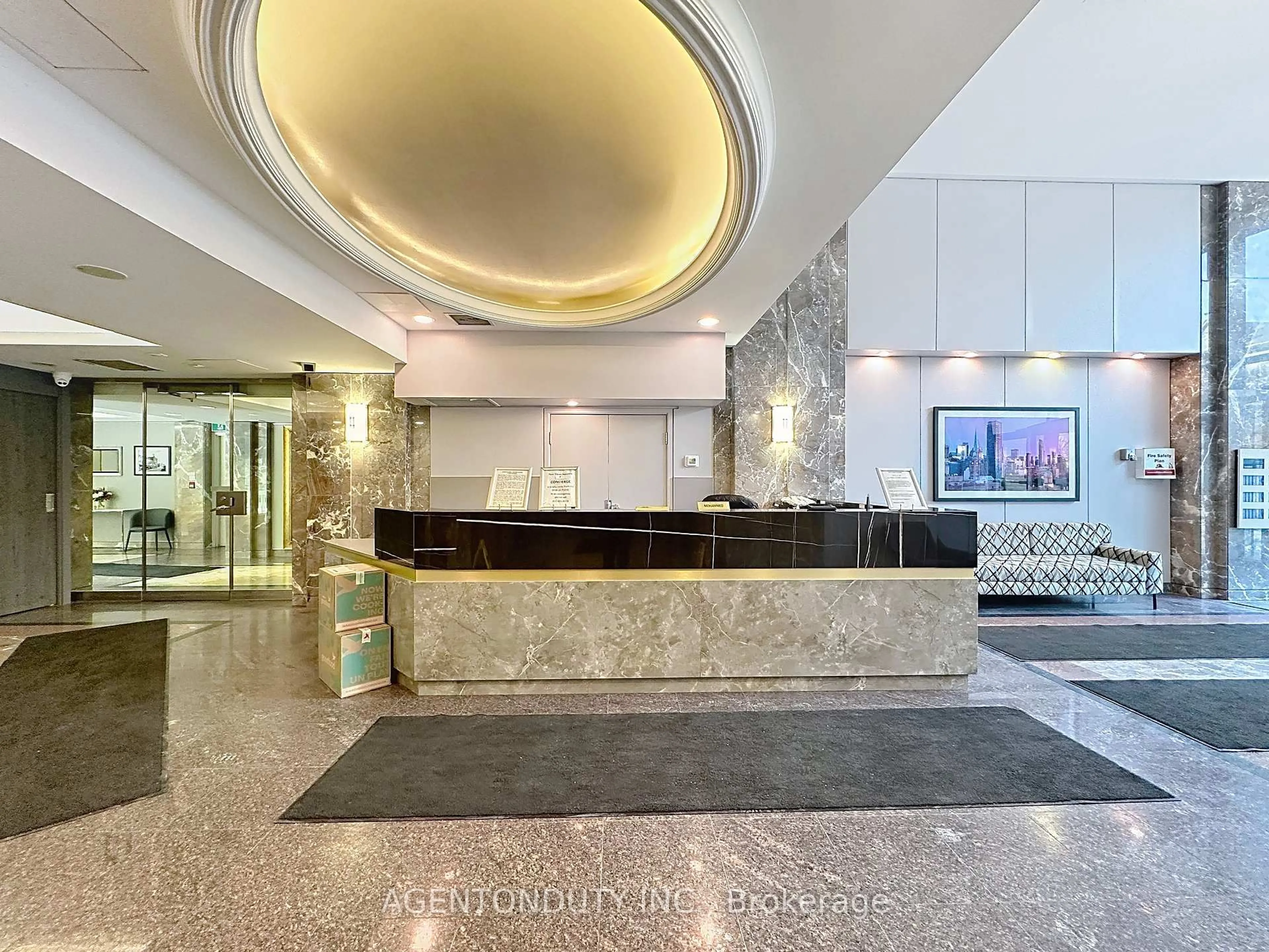 Lobby for 109 Front St #712, Toronto Ontario M5A 4P7