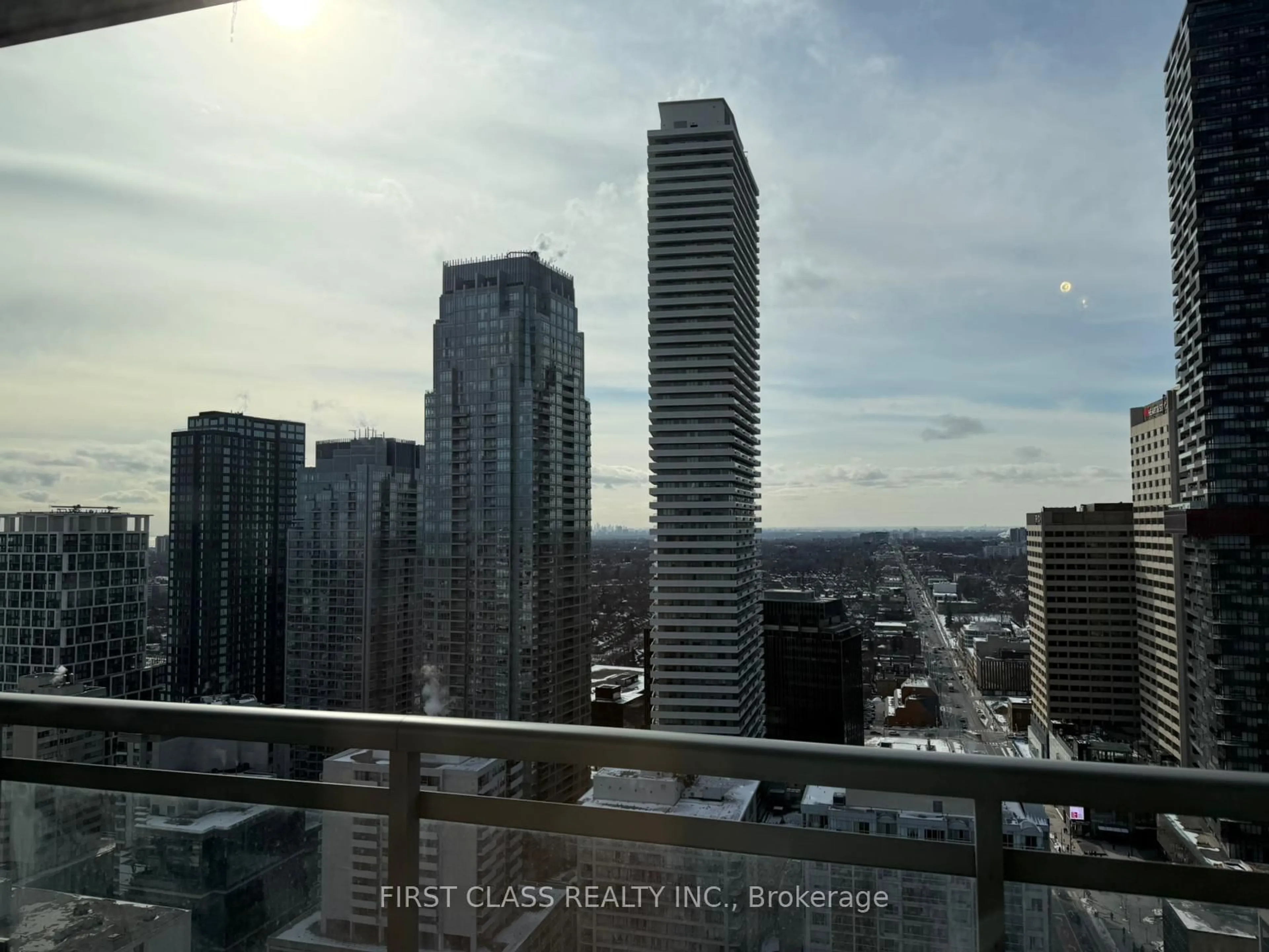 Blurry image for 89 Dunfield Ave #2801, Toronto Ontario M4S 0A4