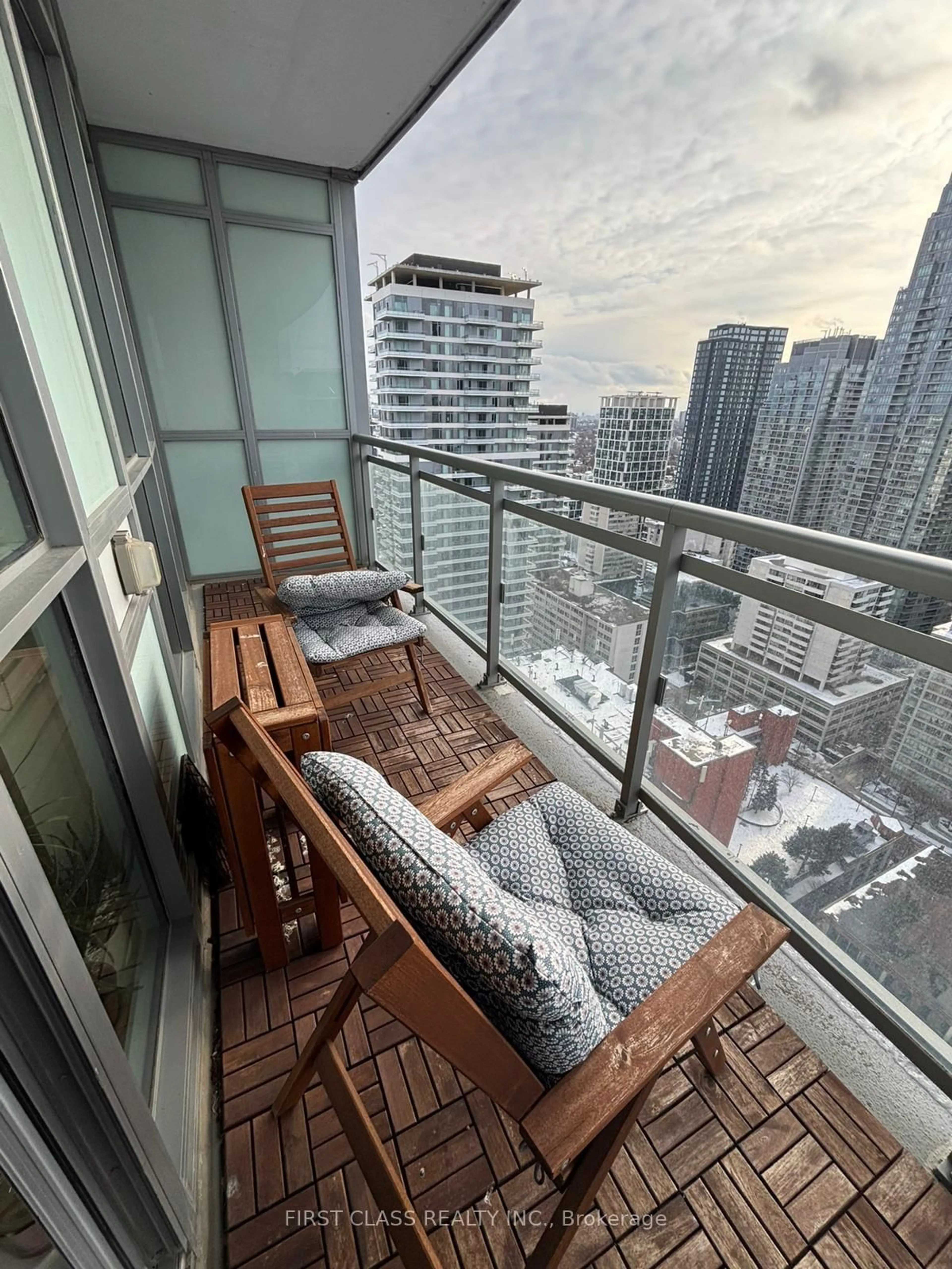 Balcony in the apartment, city buildings view from balcony for 89 Dunfield Ave #2801, Toronto Ontario M4S 0A4