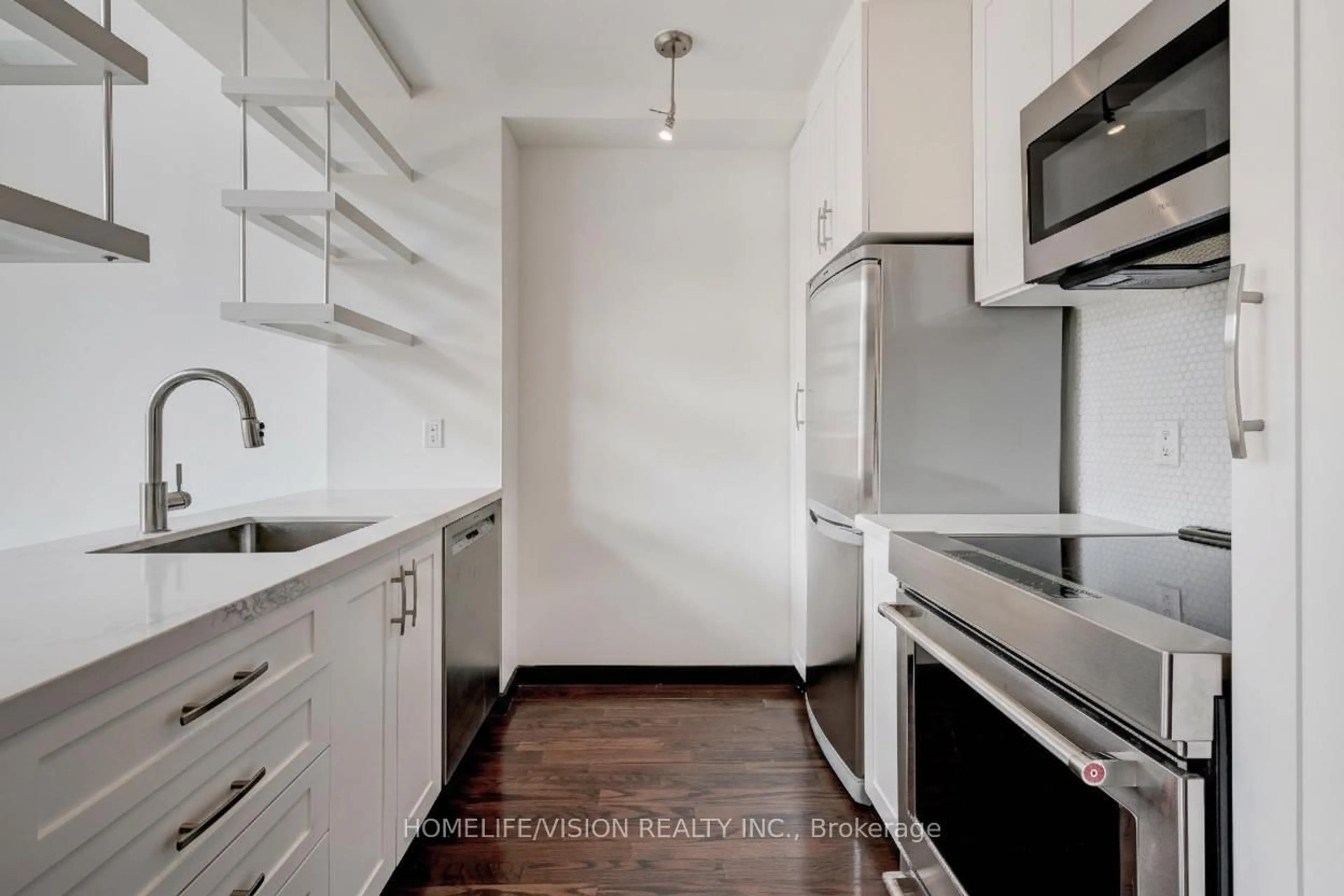 Standard kitchen, unknown for 915 King St #Ph505, Toronto Ontario M6K 3M2