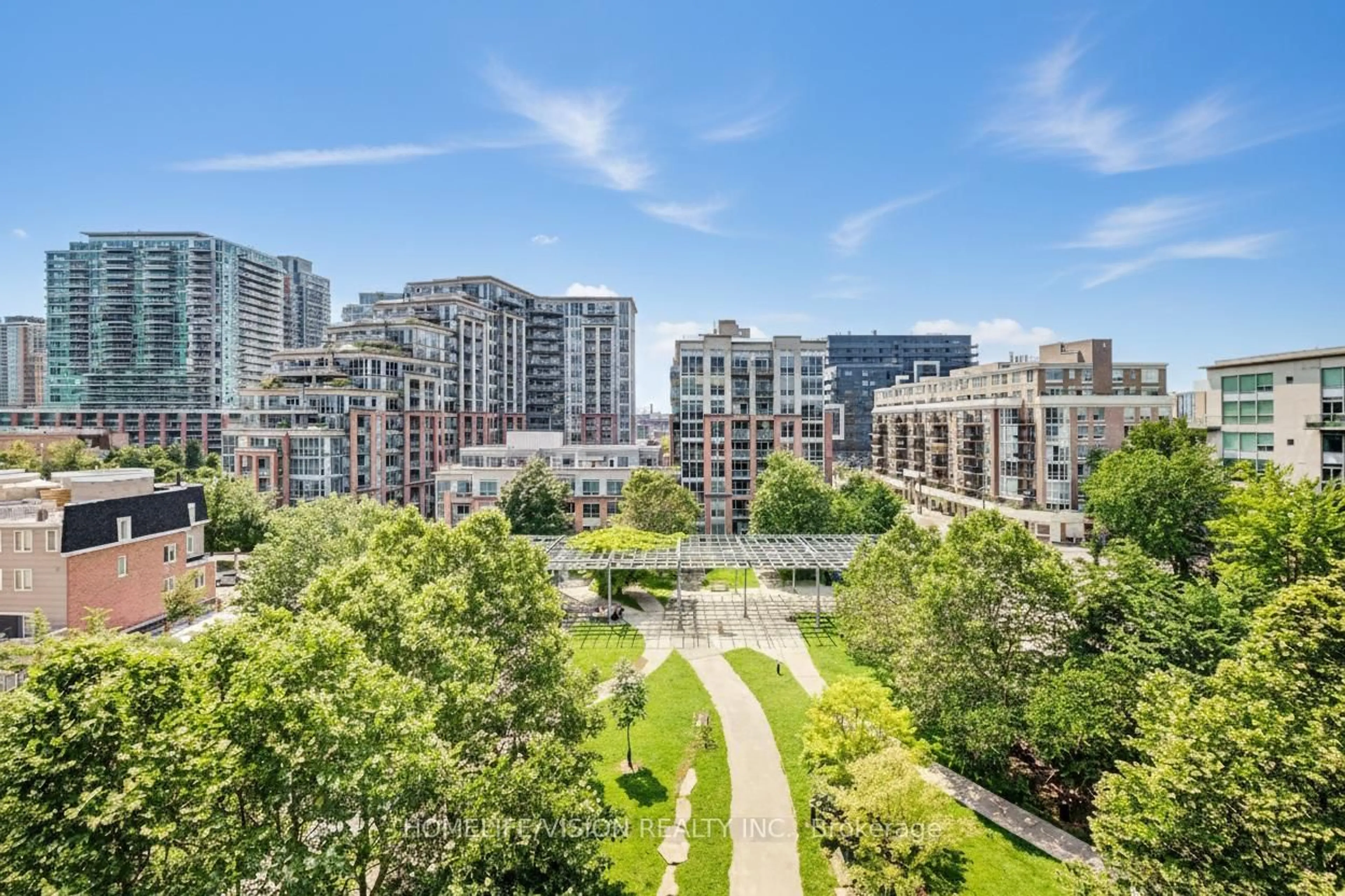 A pic from outside/outdoor area/front of a property/back of a property/a pic from drone, city buildings view from balcony for 915 King St #Ph505, Toronto Ontario M6K 3M2