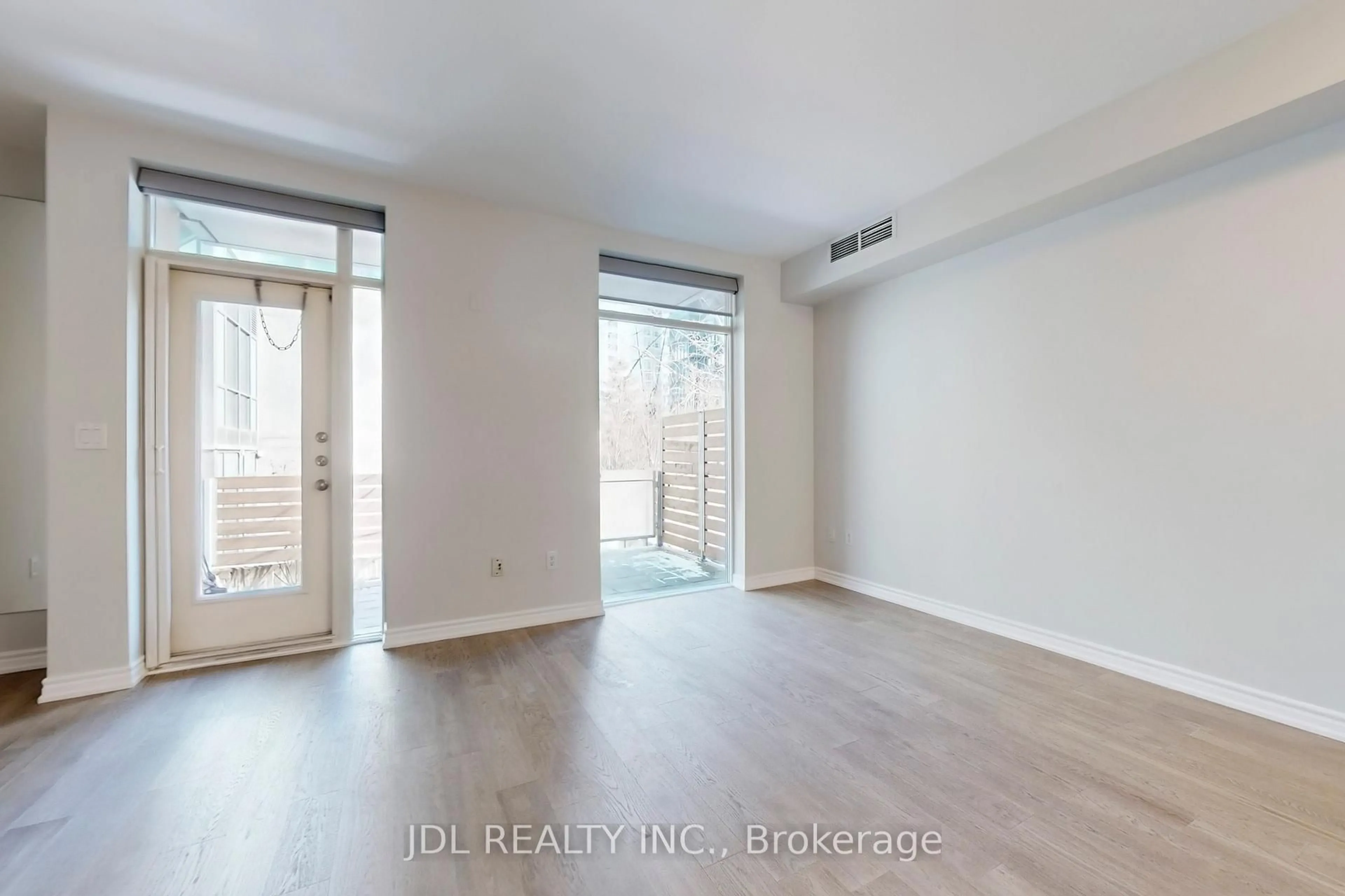 A pic of a room for 31 Brunel Crt #Th8, Toronto Ontario M5V 3Y2