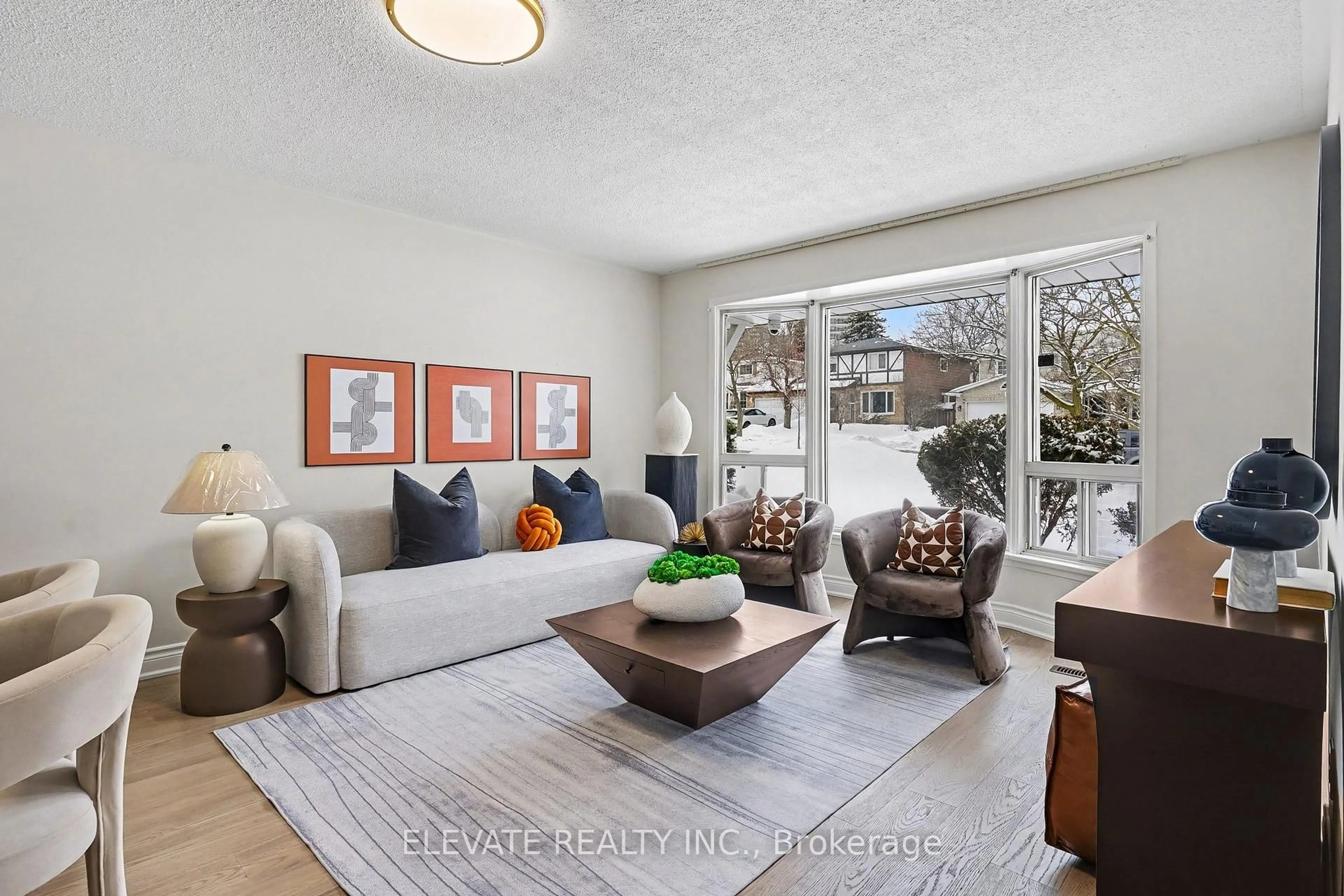 Living room with furniture, unknown for 21 Whitehorn Cres, Toronto Ontario M2J 3B1