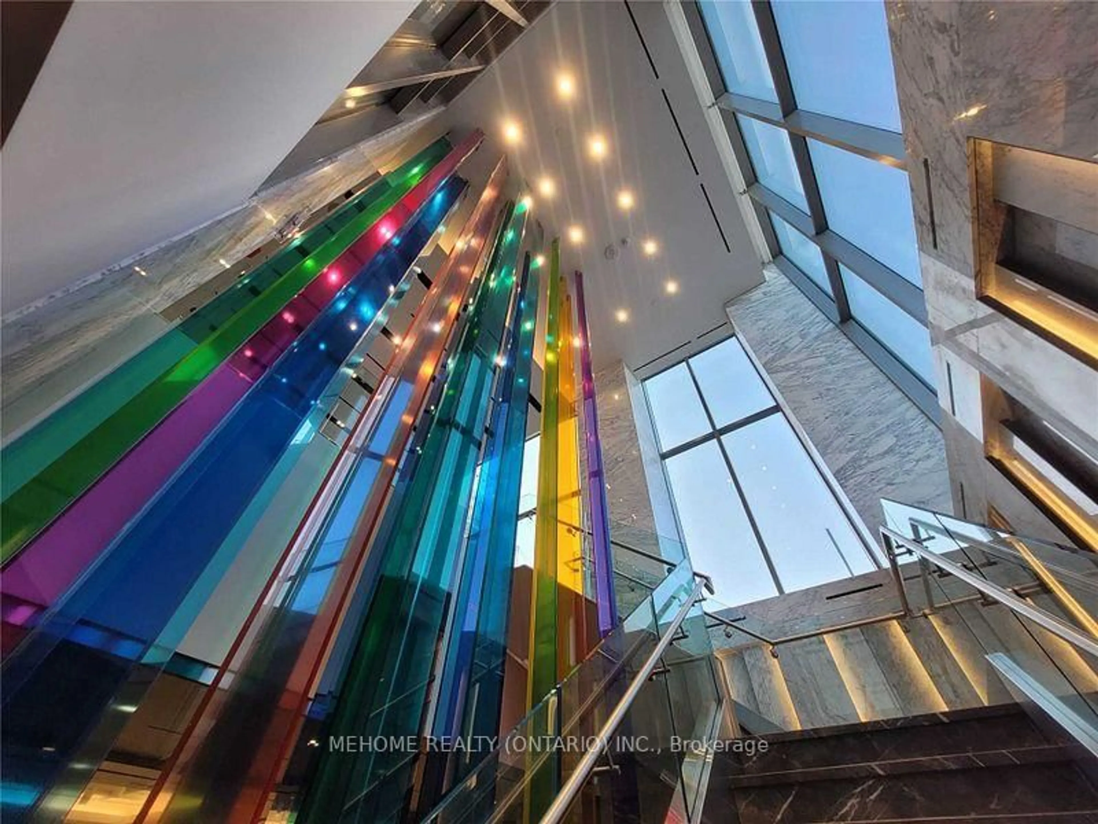 Indoor foyer for 118 Merchants' Wharf Ave #322, Toronto Ontario M5A 0L3