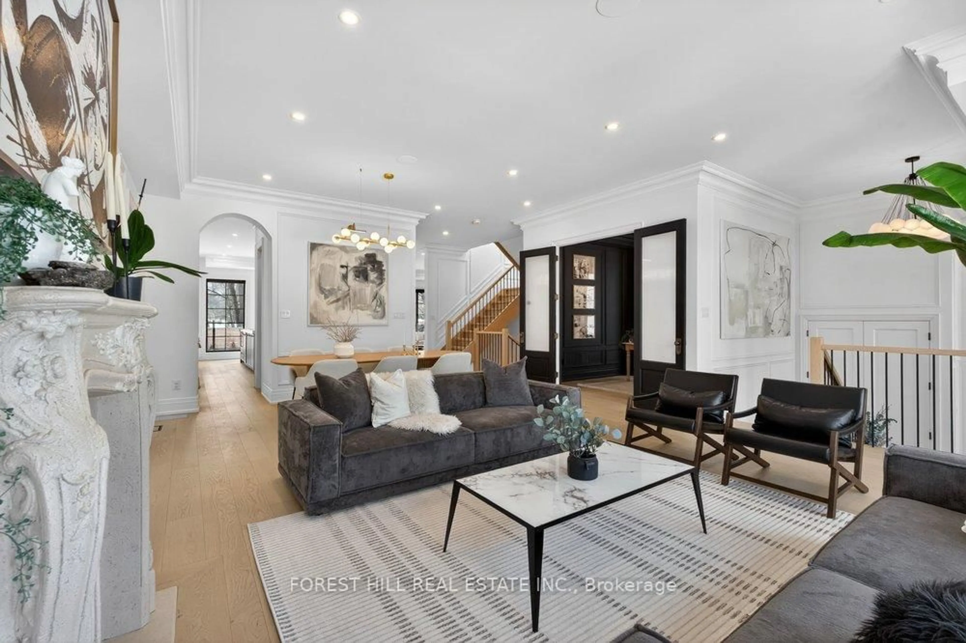 Living room with furniture, unknown for 115 Park Home Ave, Toronto Ontario M2N 1W7