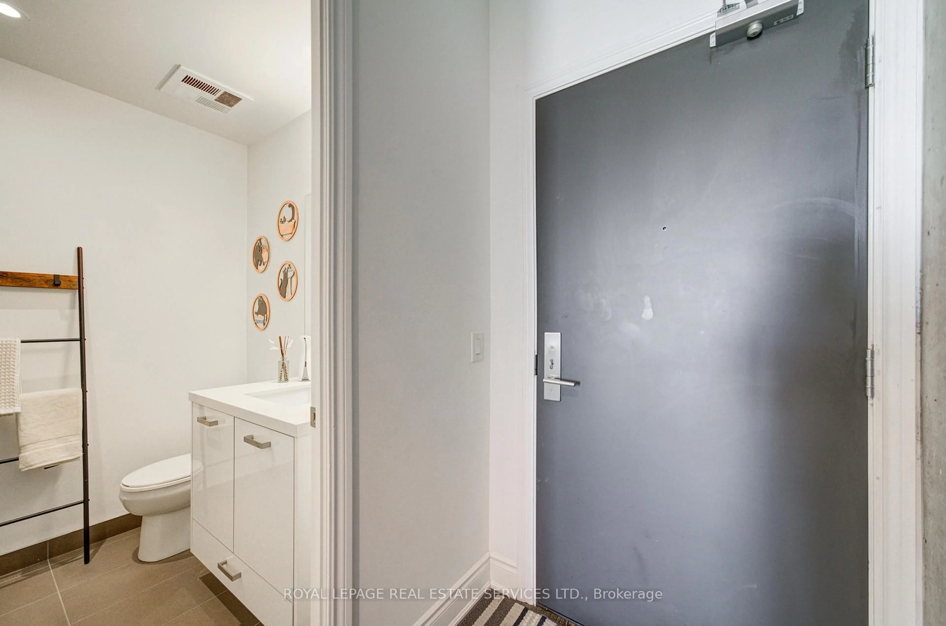 Unknown for 608 Richmond St #1311, Toronto Ontario M5V 0N9