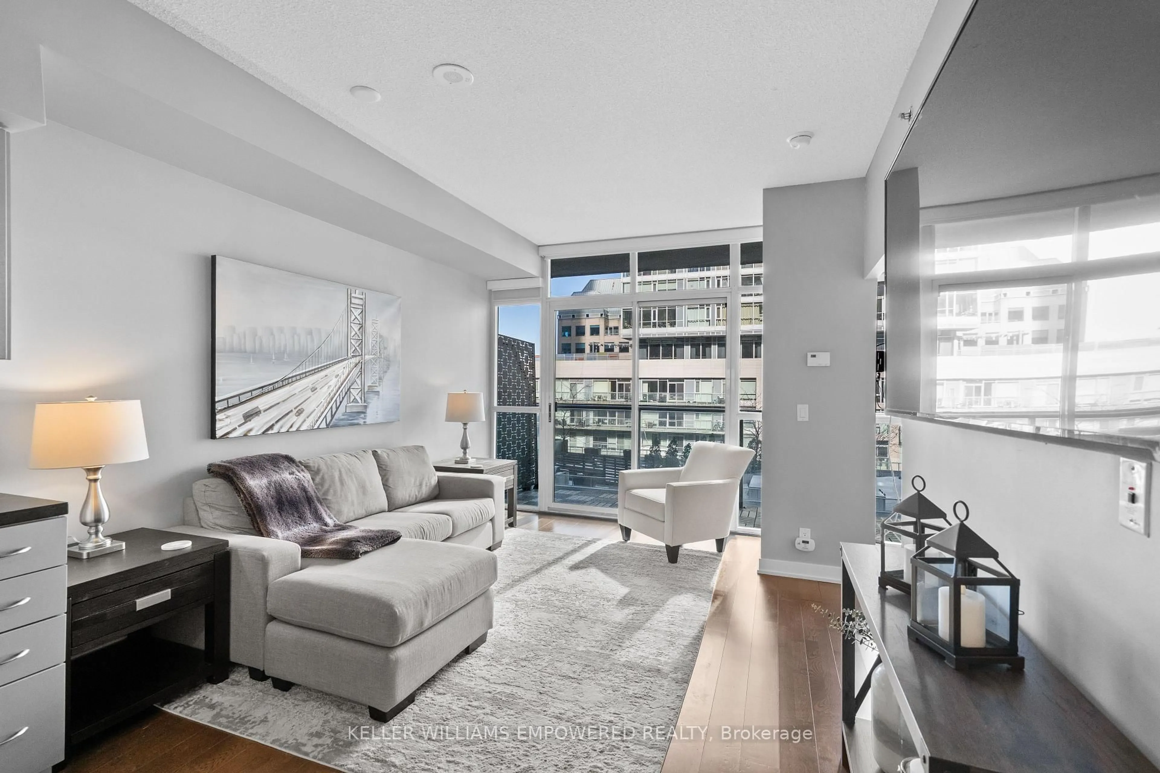 Living room with furniture, unknown for 21 Nelson St #914, Toronto Ontario M5V 3H9