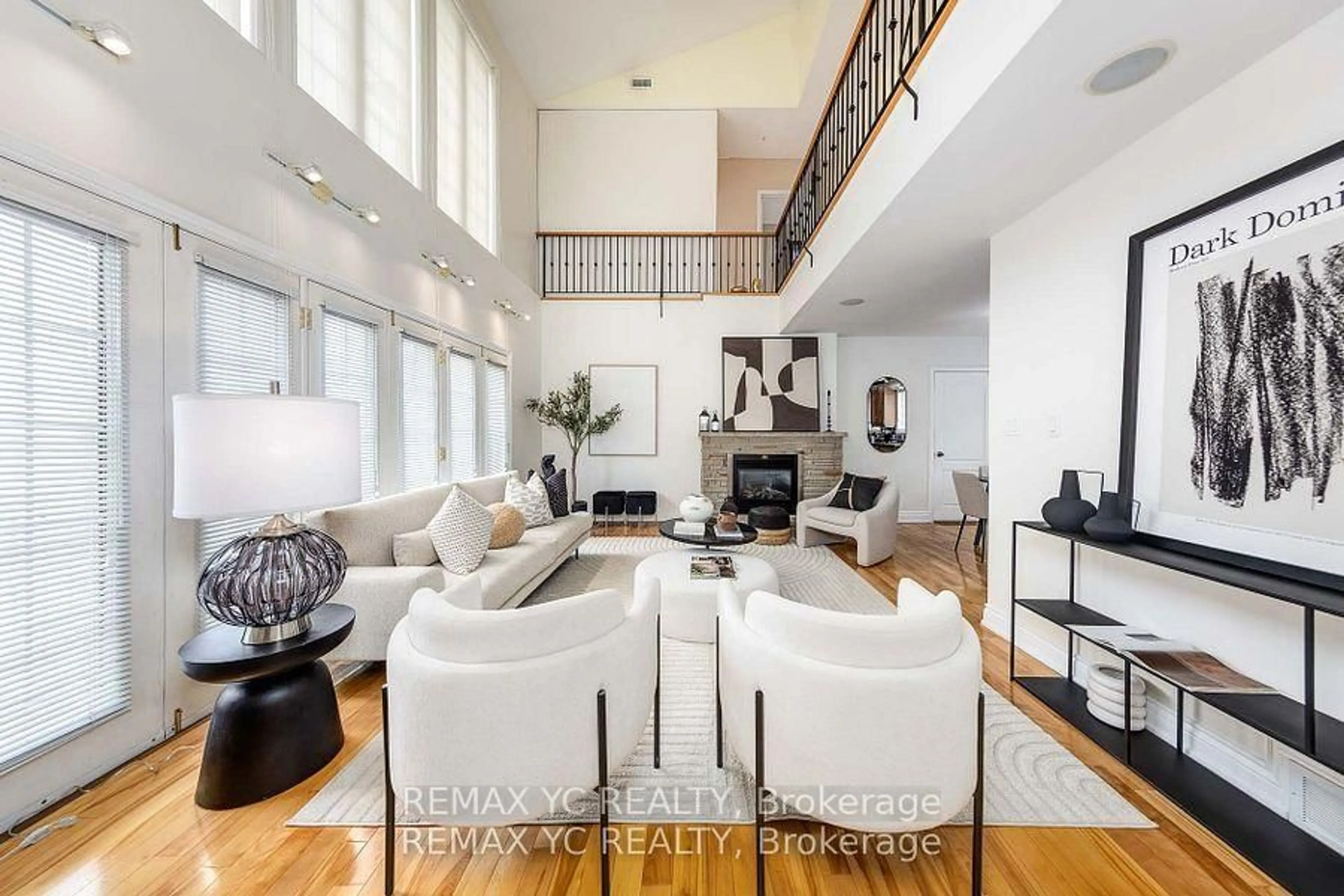 Living room with furniture, unknown for 18 Mullet Rd, Toronto Ontario M2M 2A6