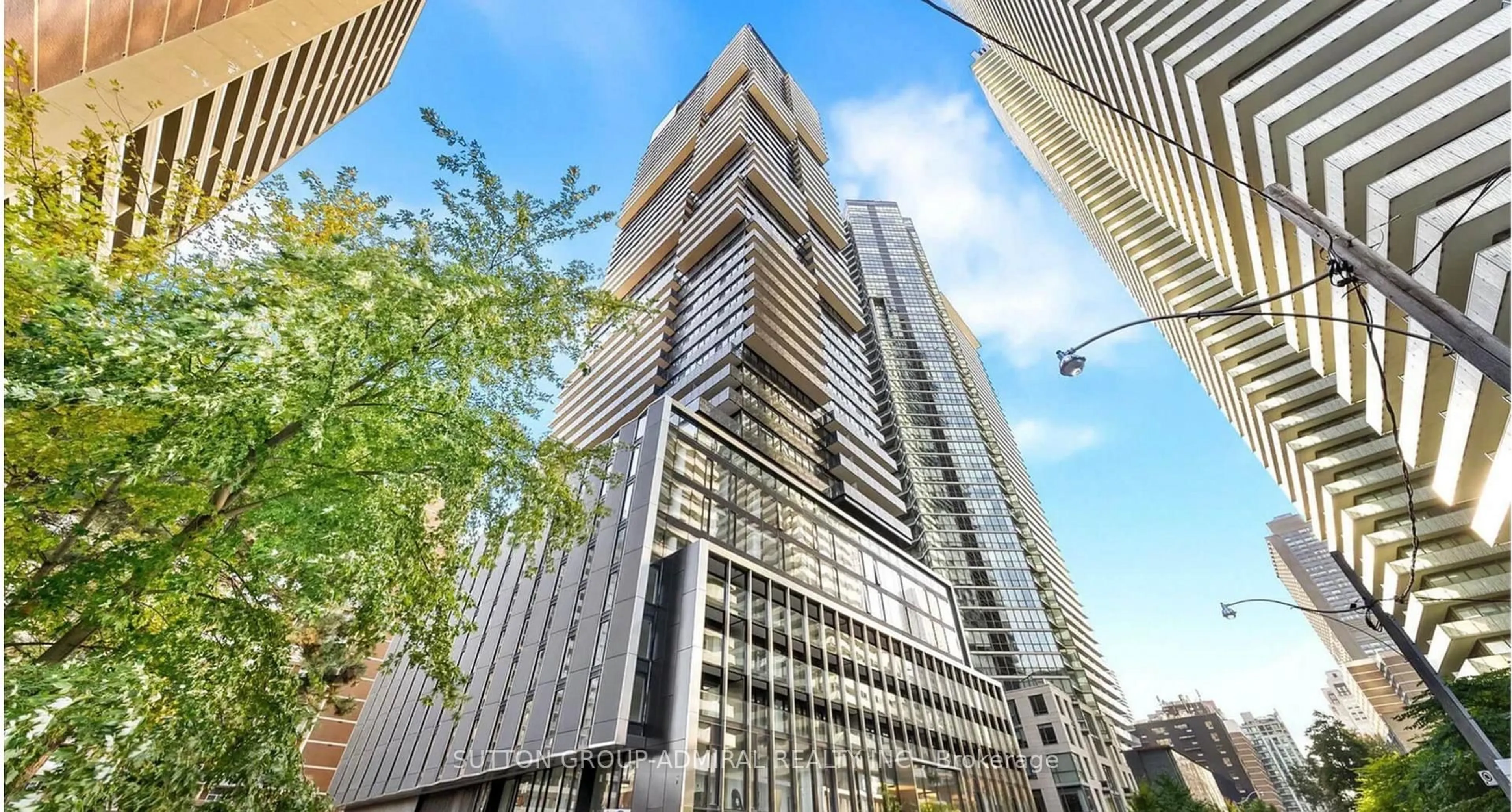 Indoor foyer for 55 Charles St #4509, Toronto Ontario M4Y 0J1