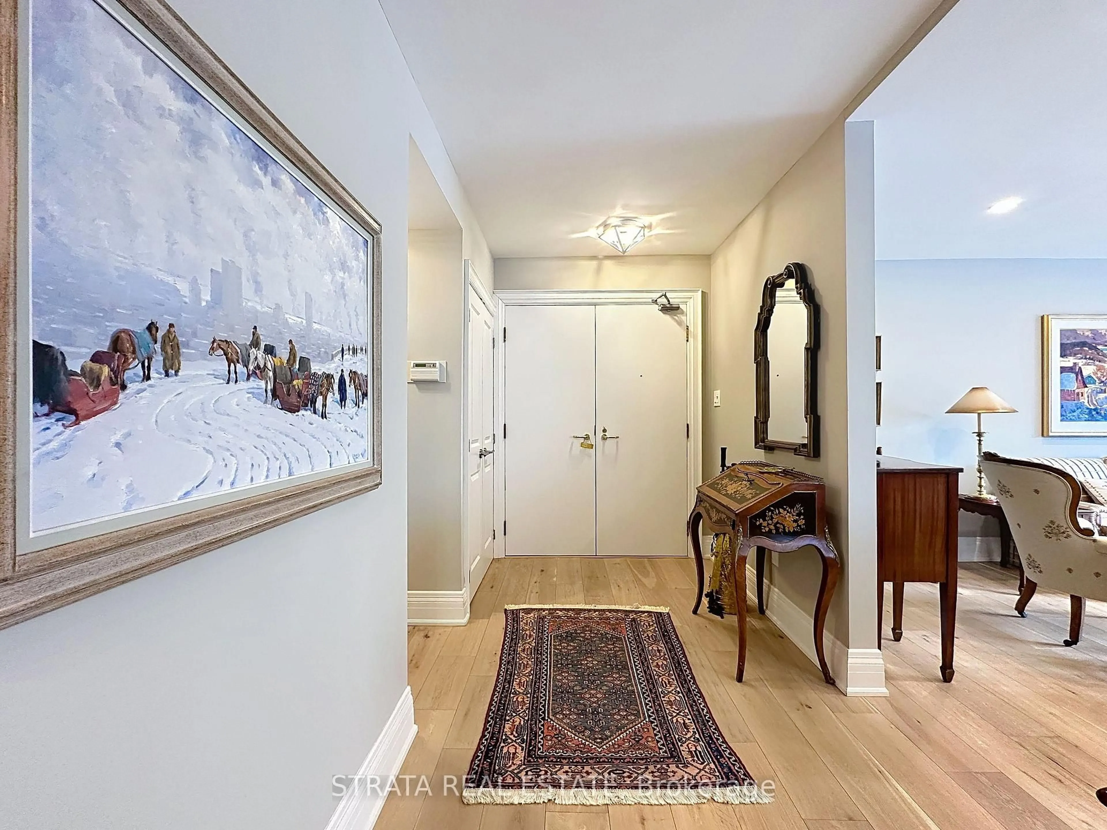 Indoor entryway for 40 Rosehill Ave #503, Toronto Ontario M4T 1G5