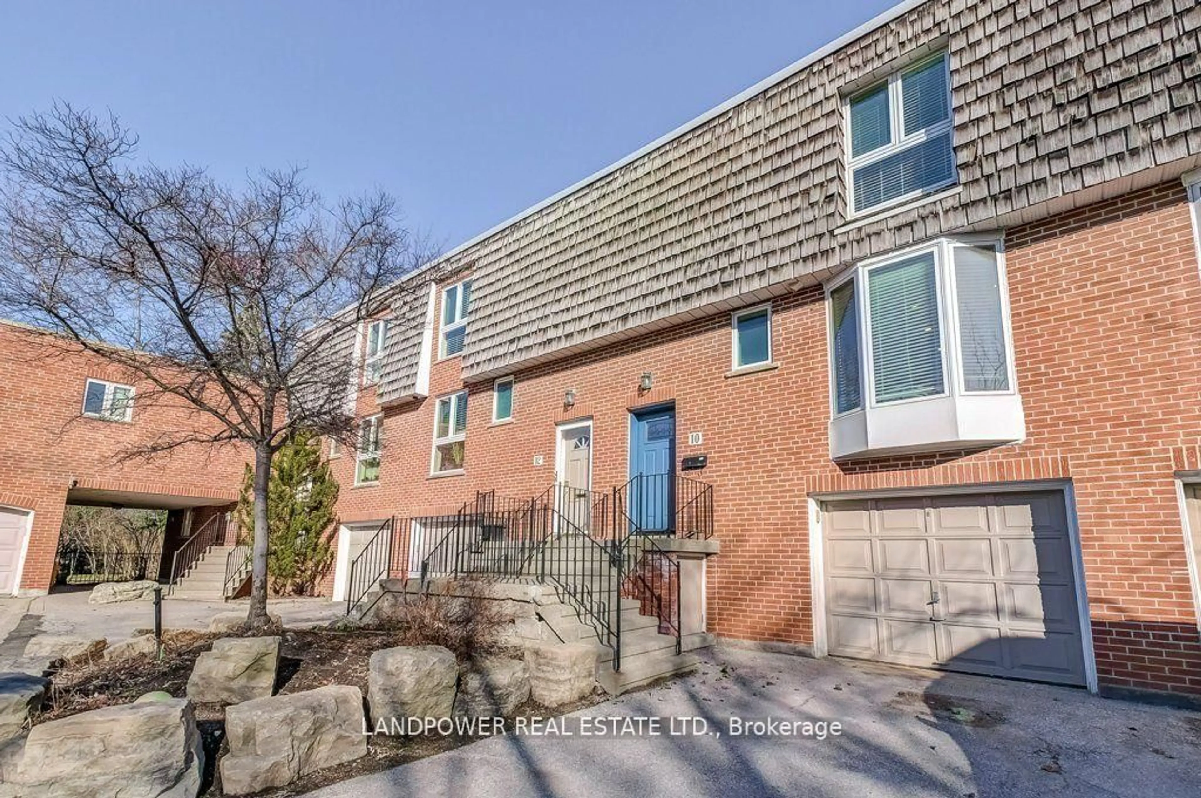 Home with brick exterior material, street for 10 Brassbell Mill Way, Toronto Ontario M2L 1P7