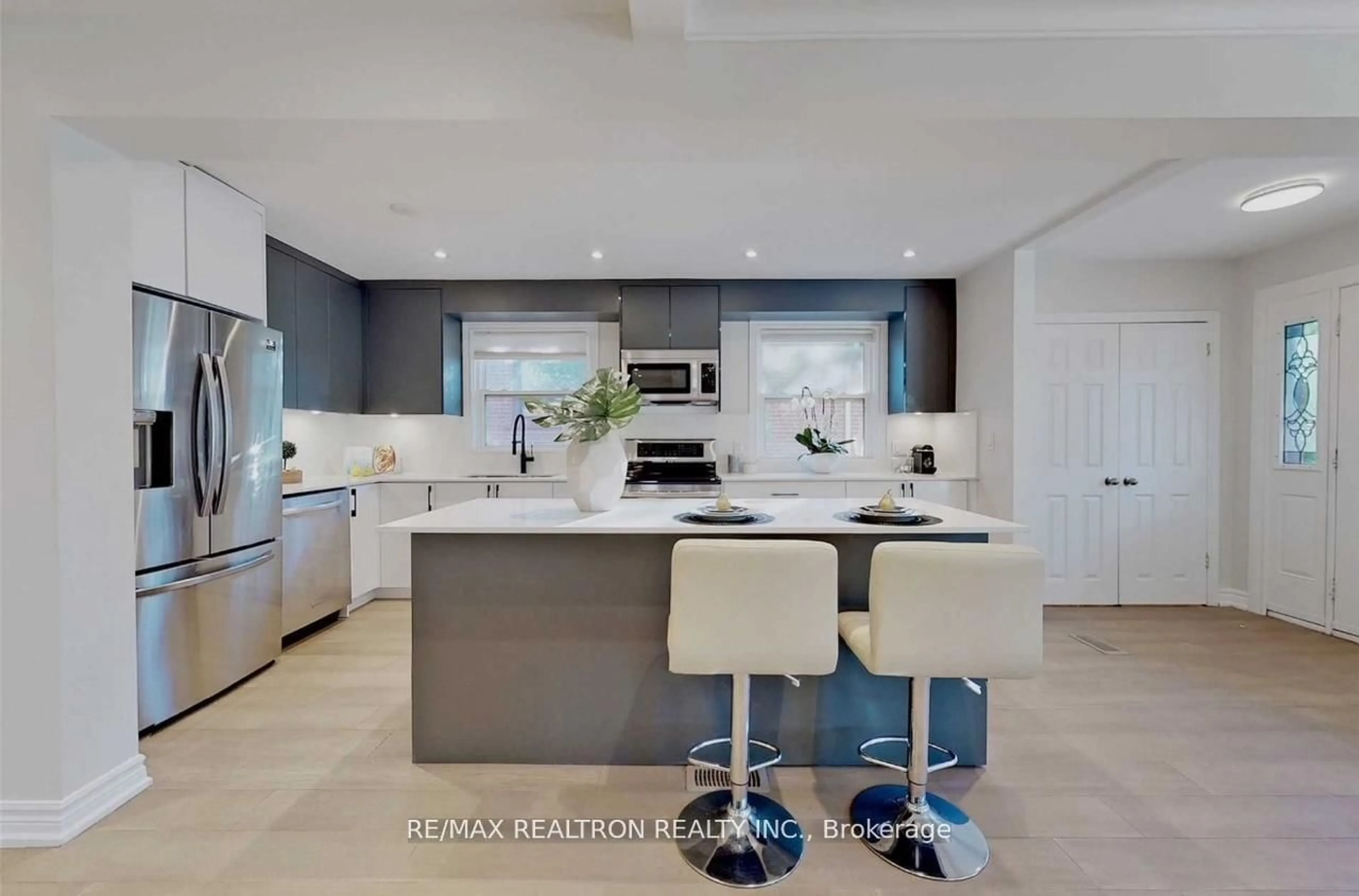 Contemporary kitchen, ceramic/tile floor for 39 Bowerbank Dr, Toronto Ontario M2M 1Z9