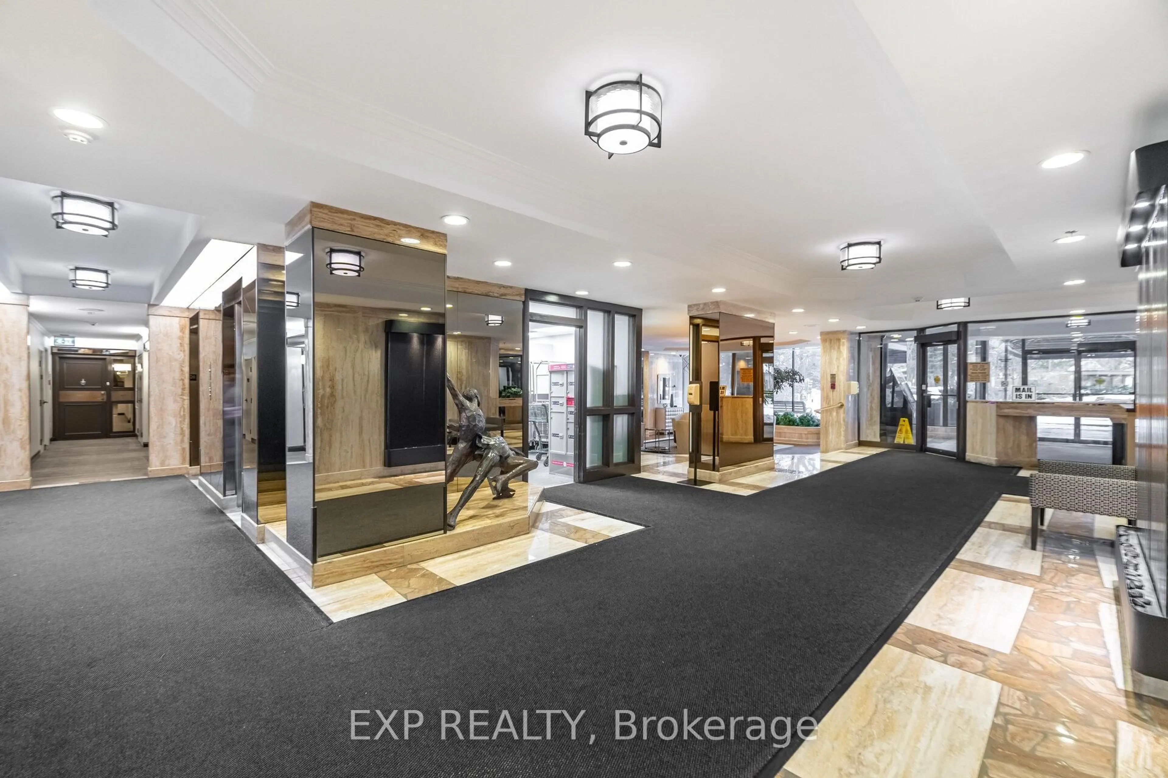 Unknown for 65 Skymark Dr #2801, Toronto Ontario M2H 3N9