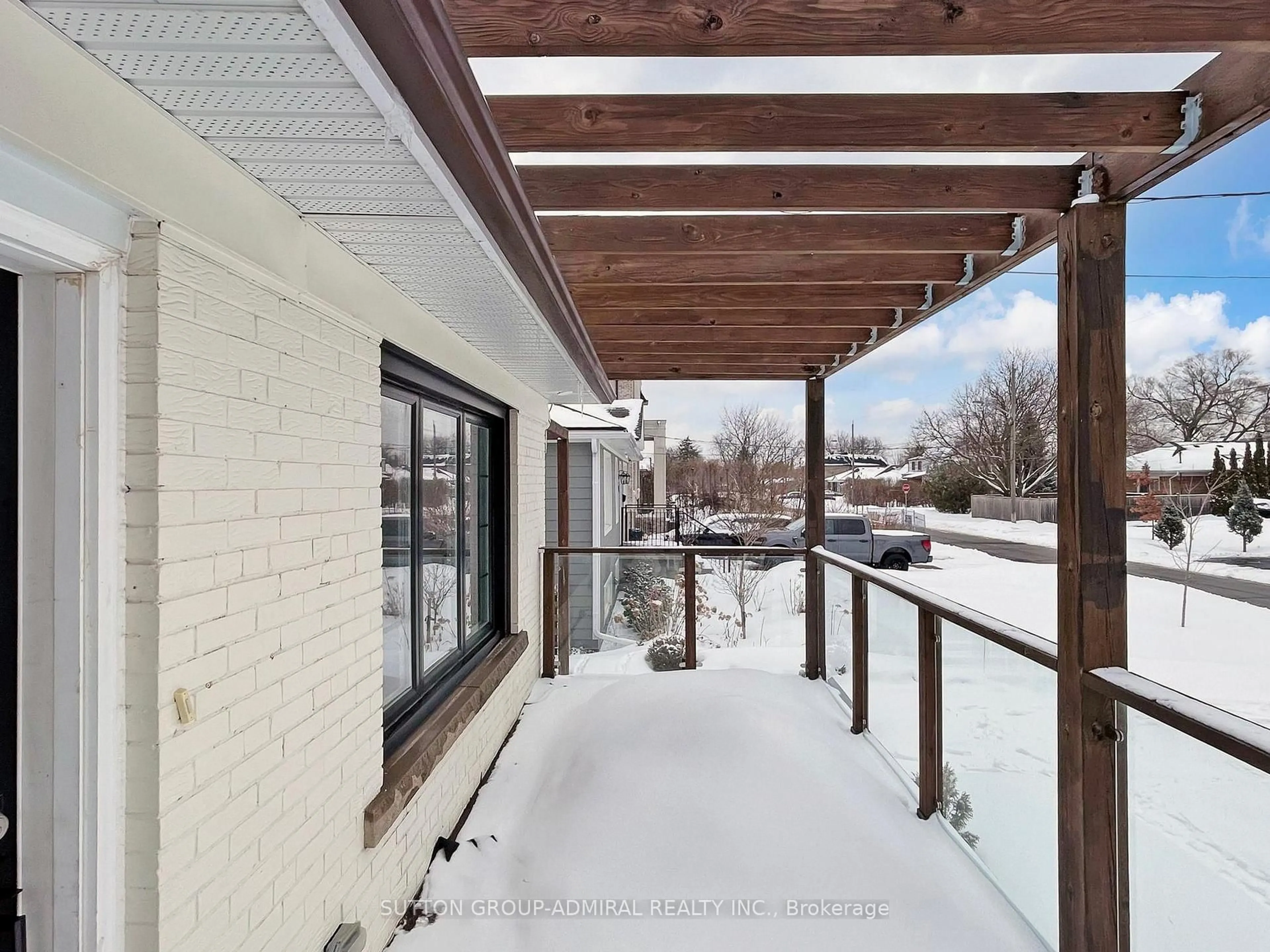 Unknown for 270 Brighton Ave, Toronto Ontario M3H 4E9