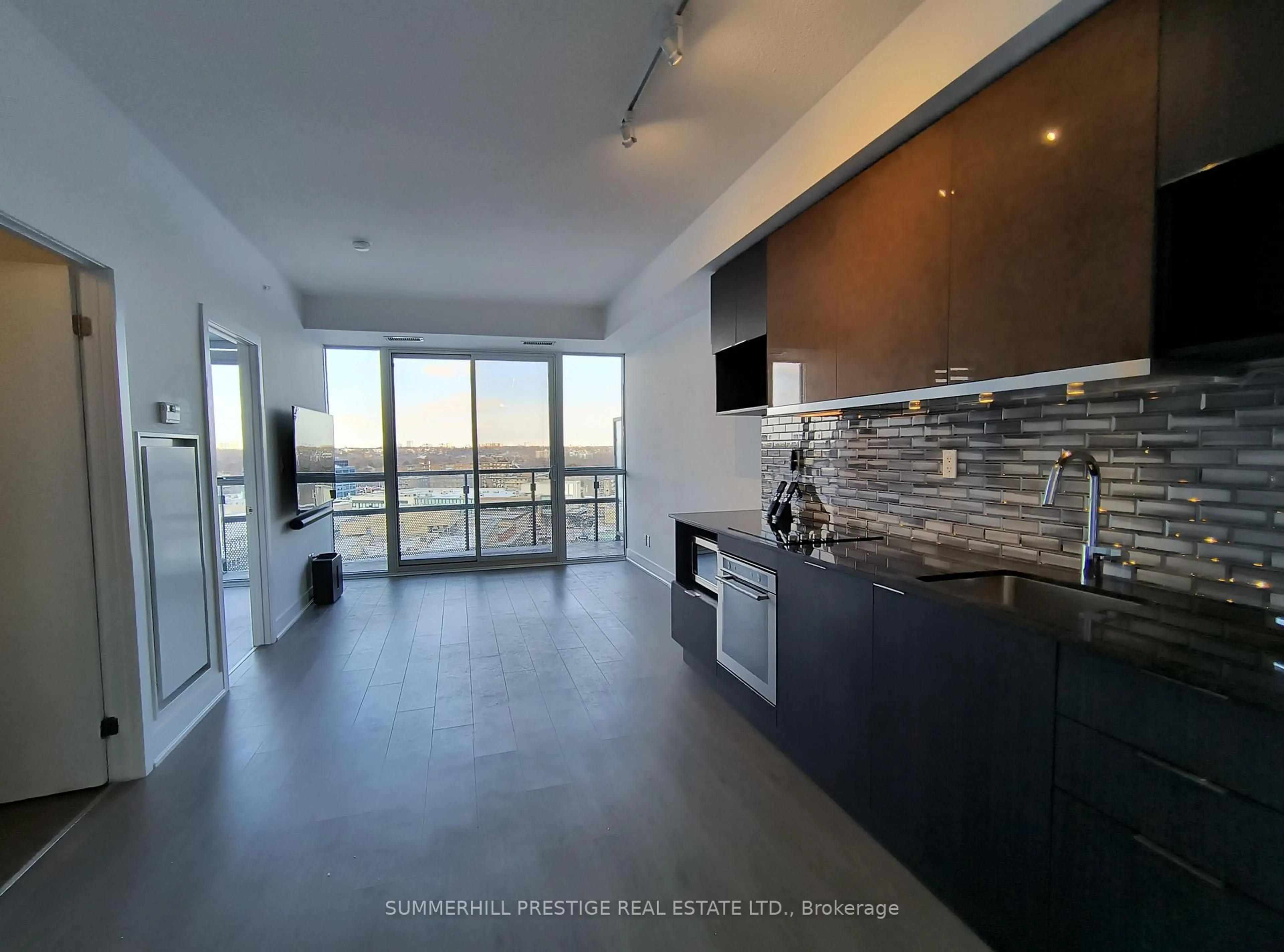 Open concept kitchen, ceramic/tile floor for 99 The Donway Way #817, Toronto Ontario M3C 0N8