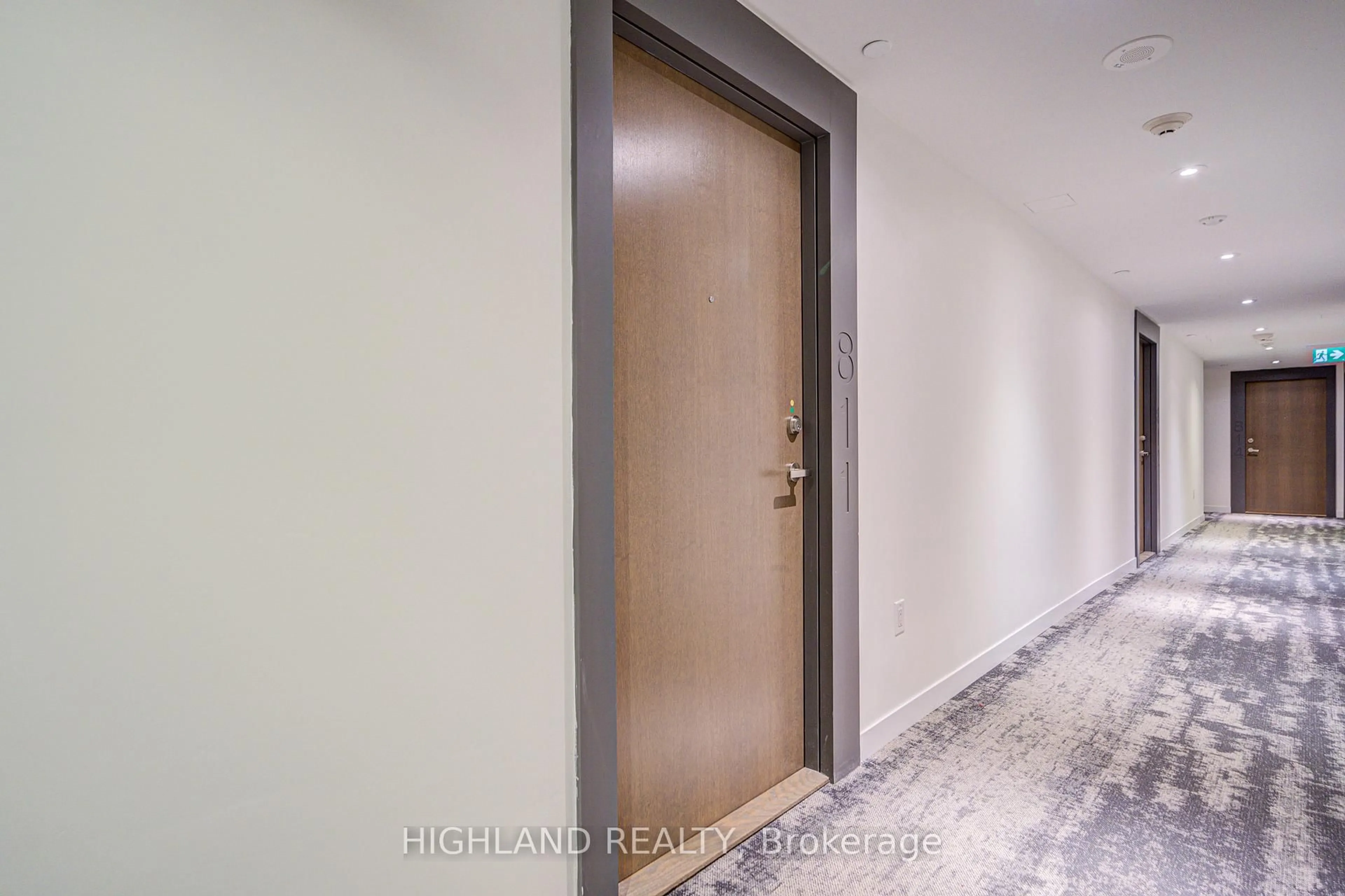 Indoor foyer for 15 Lower Jarvis St #811, Toronto Ontario M5E 0C4