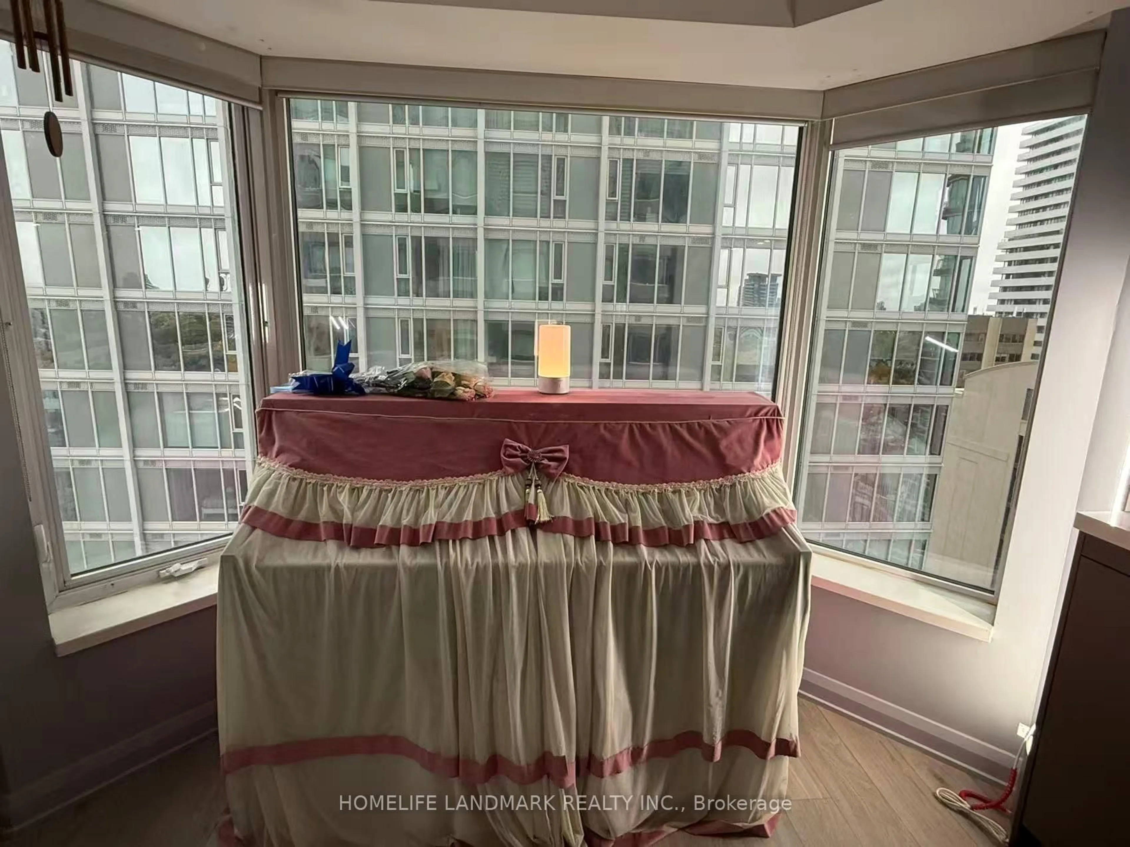 A pic of a room for 155 Yorkville Ave #1911, Toronto Ontario M5R 1C4