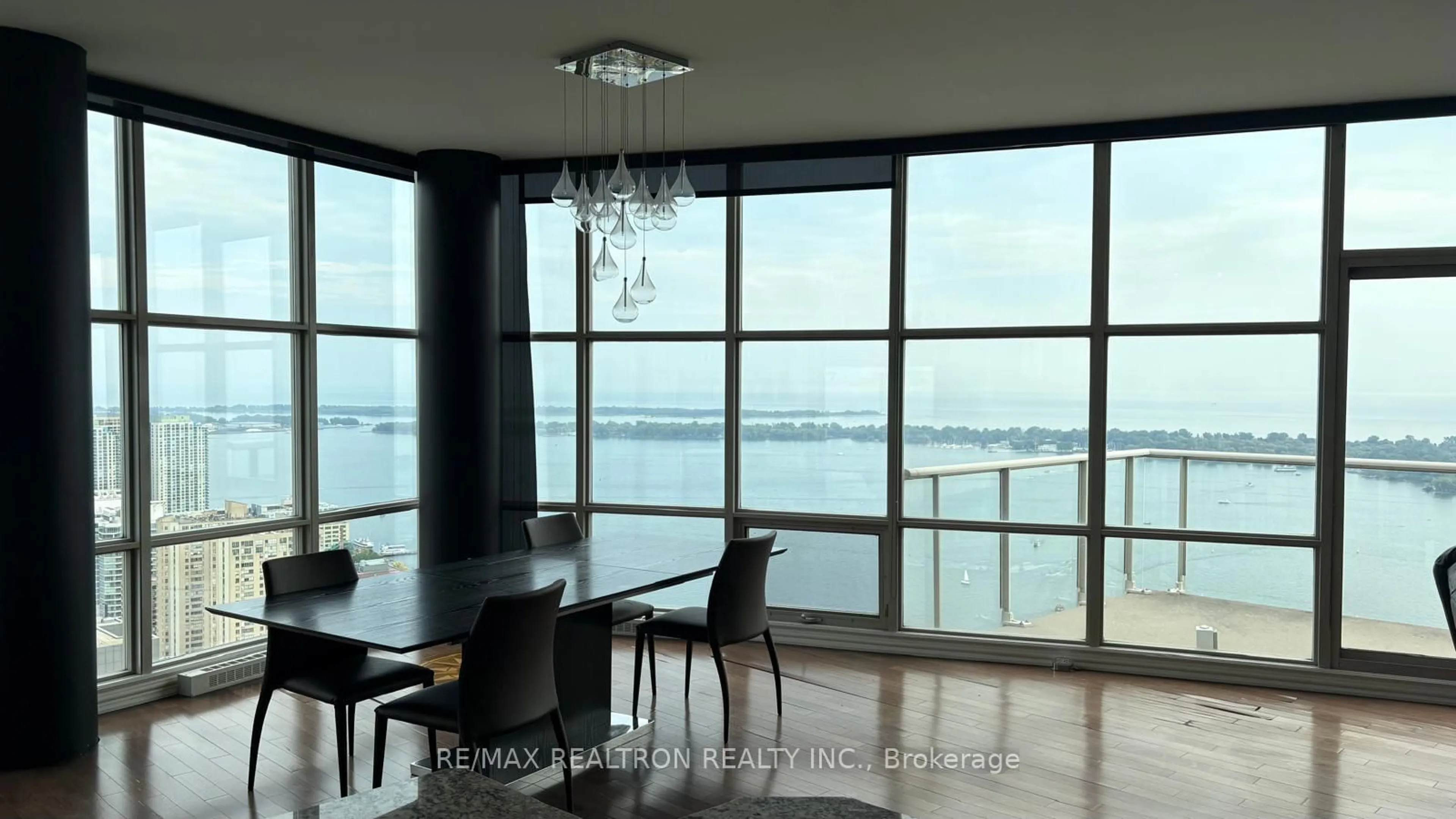 Dining room, unknown for 35 Mariner Terr #PH3, Toronto Ontario M5V 3V9